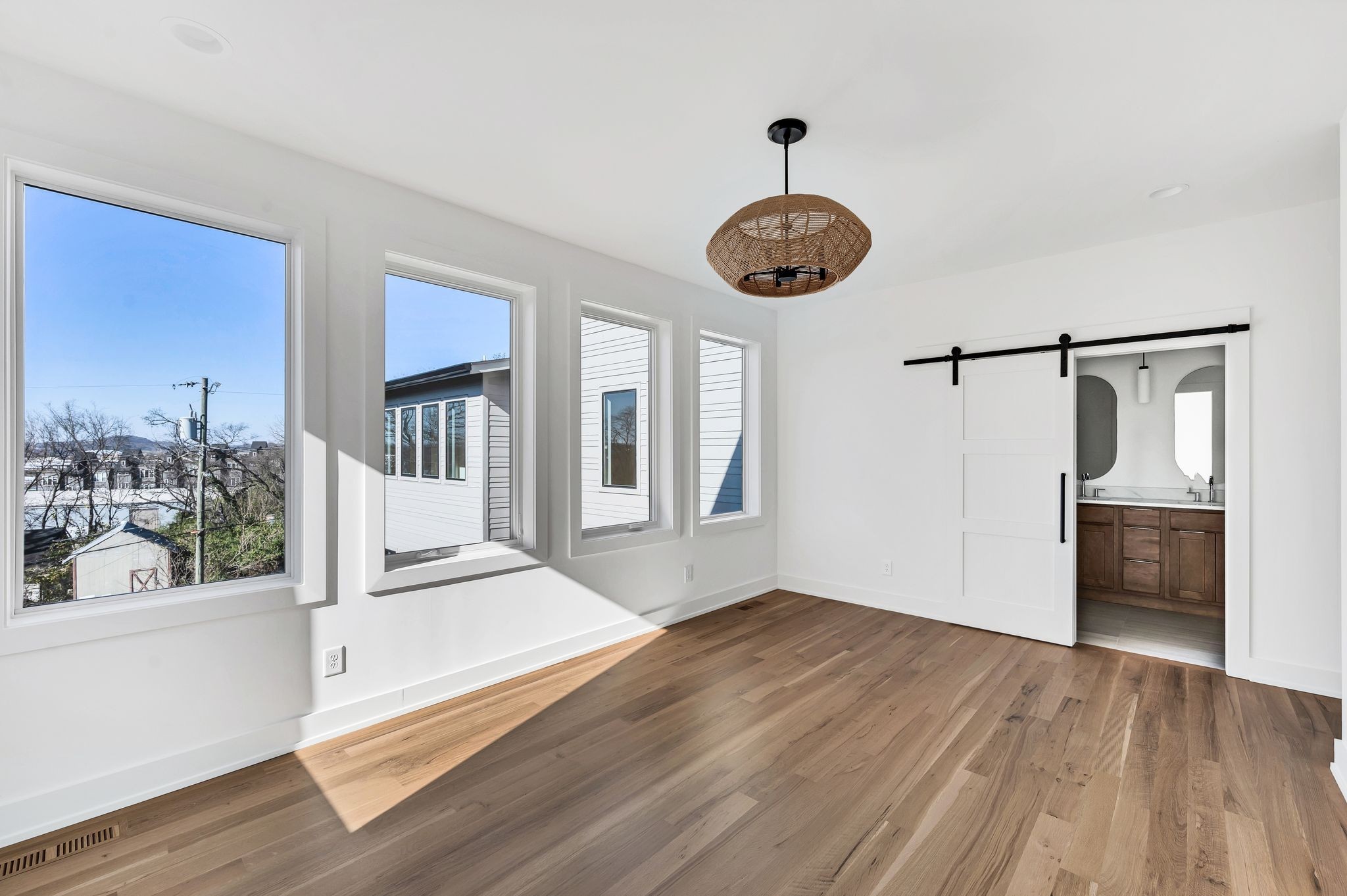 18 Willis St Property Photo 25