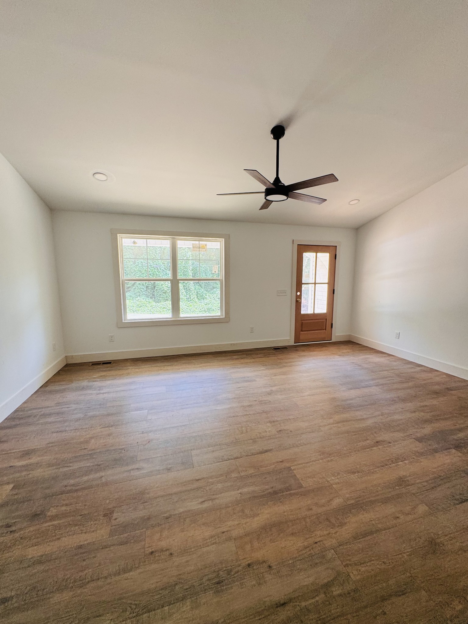307 Hickory Lane Property Photo 4