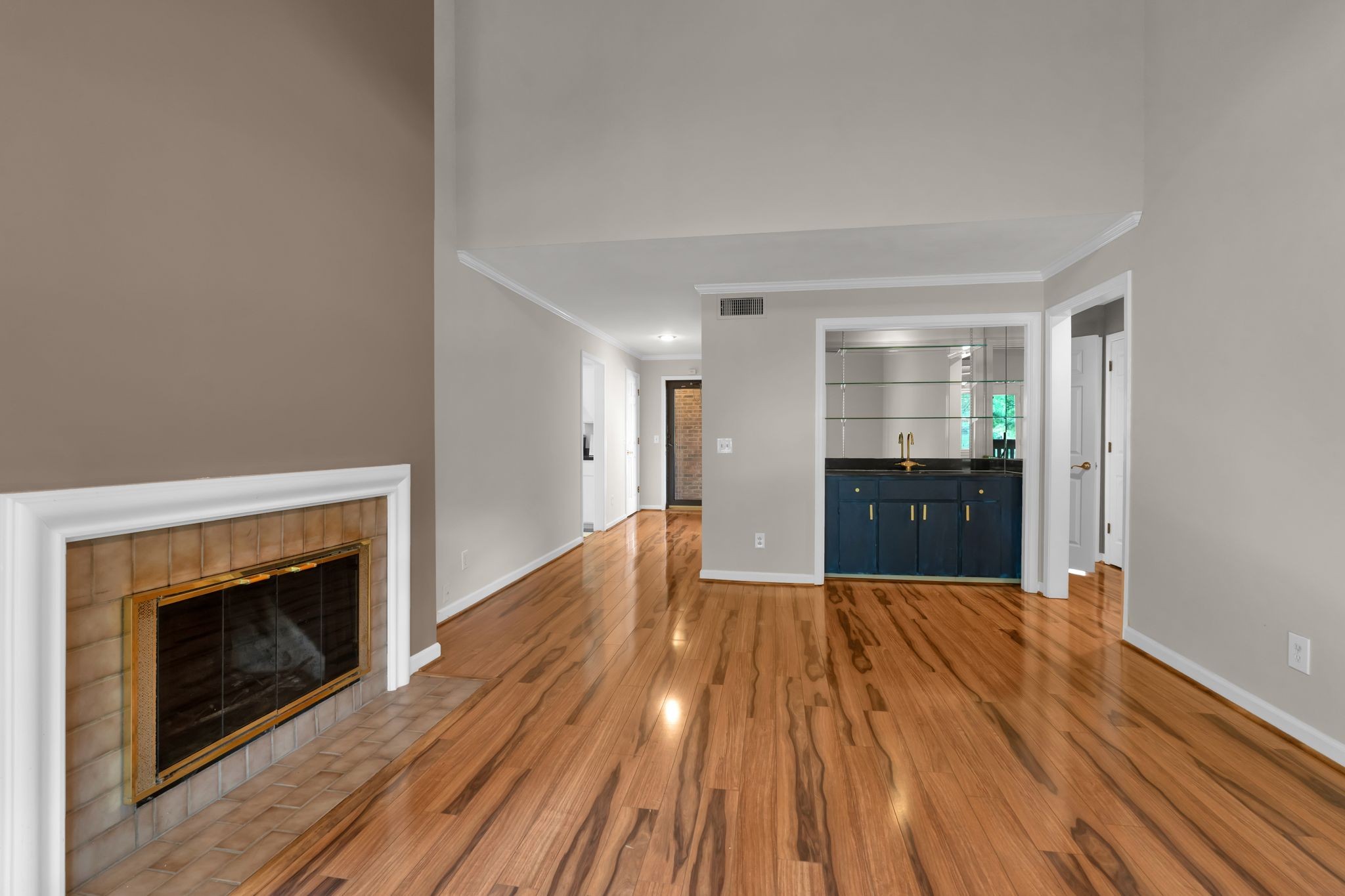 123 Hillsboro Pl Property Photo 11