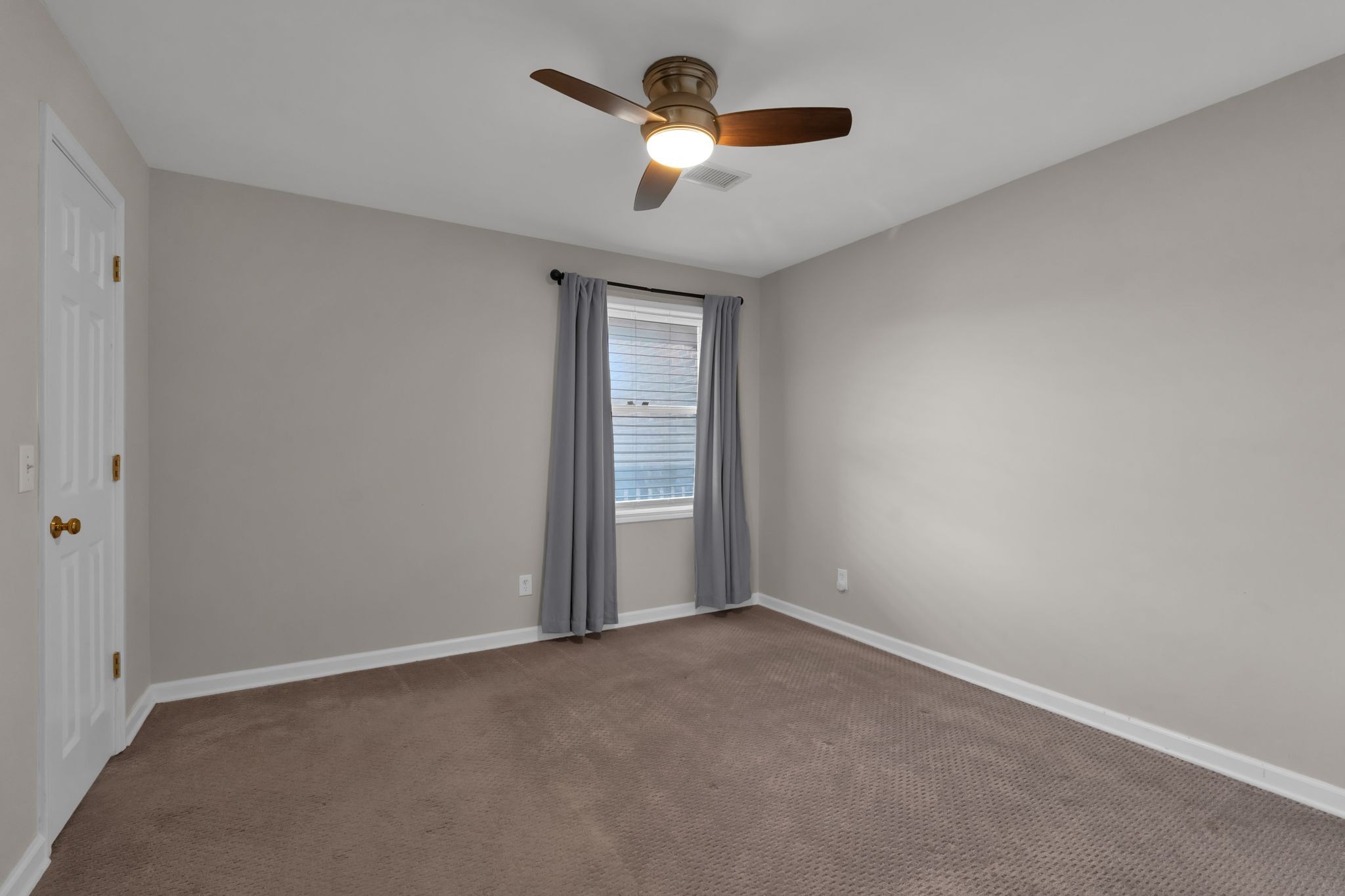 123 Hillsboro Pl Property Photo 26