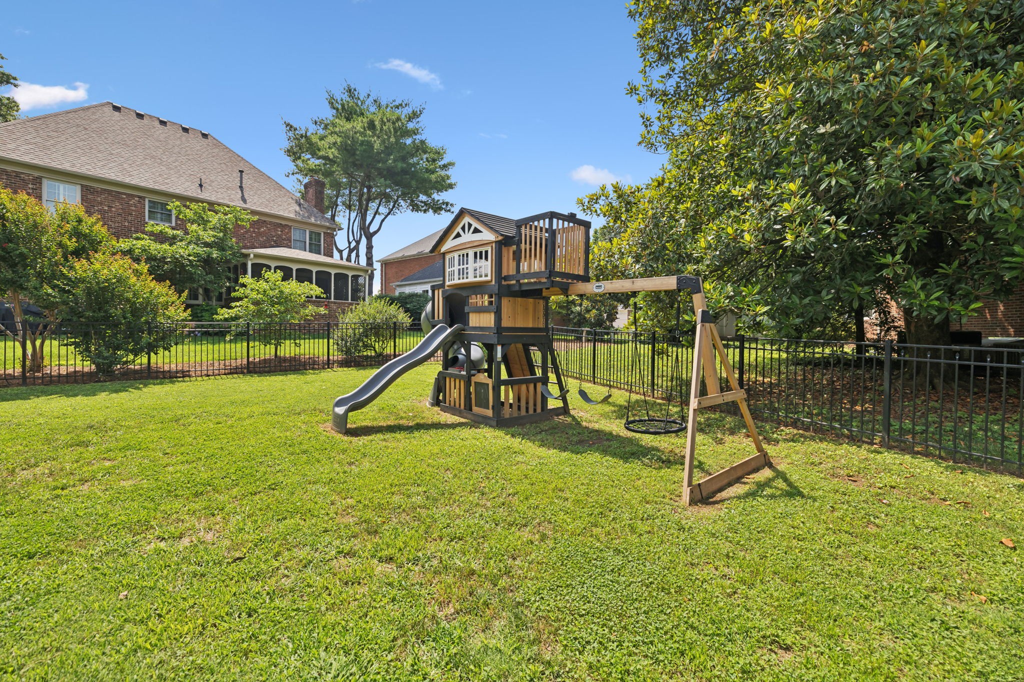 2648 Chatham Ct Property Photo 30