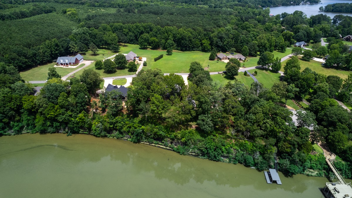 332 Riverfront Rd Property Photo 50