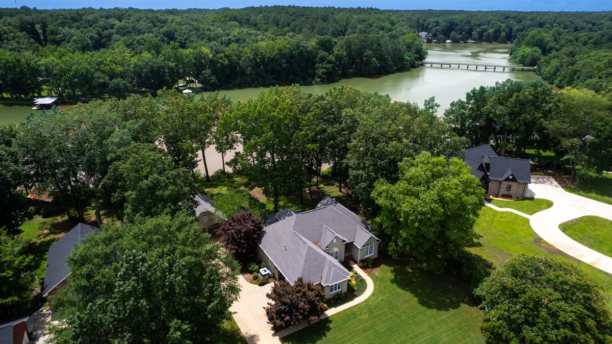 332 Riverfront Rd Property Photo 52