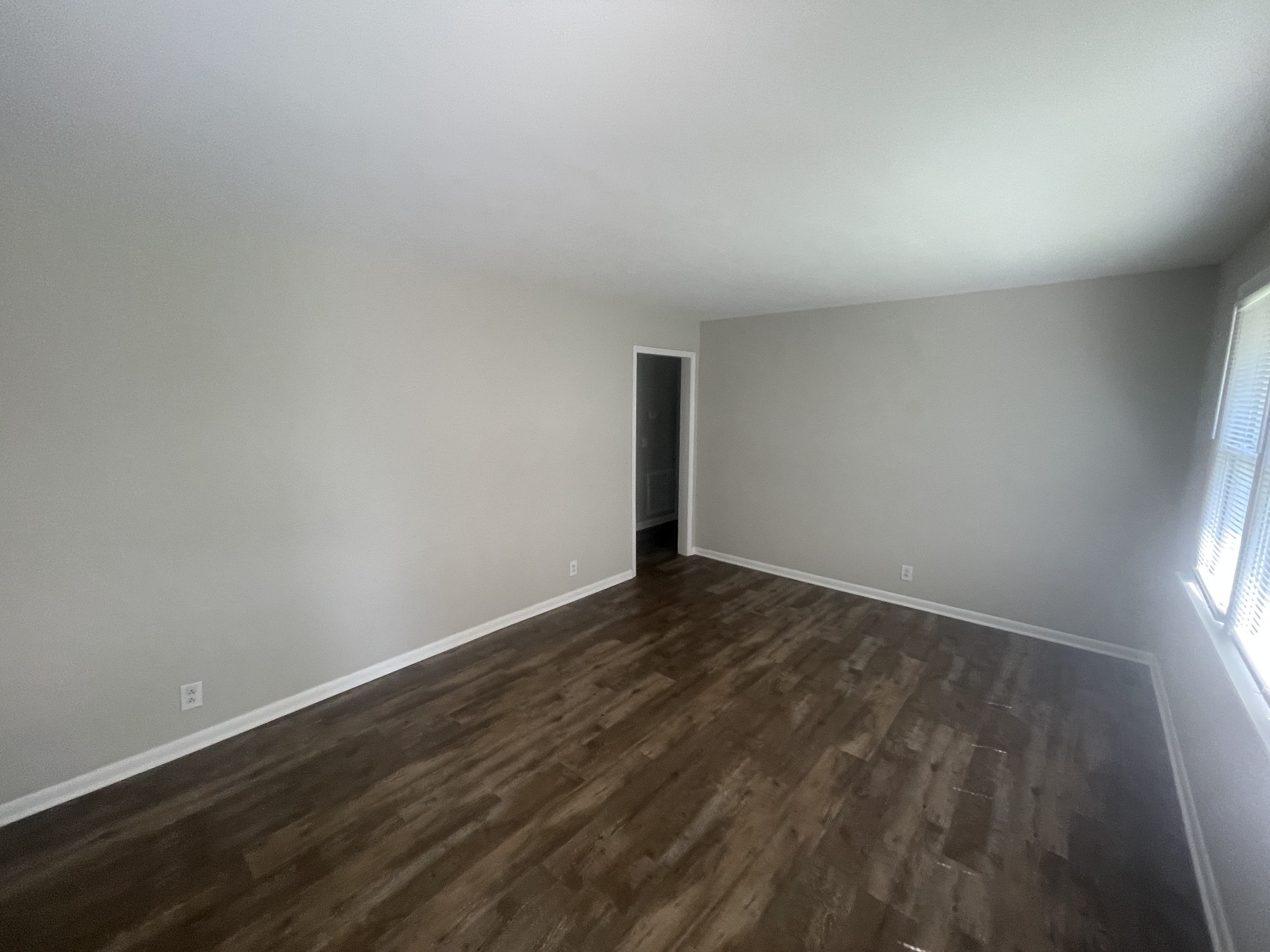 502 Utley Dr Property Photo 3