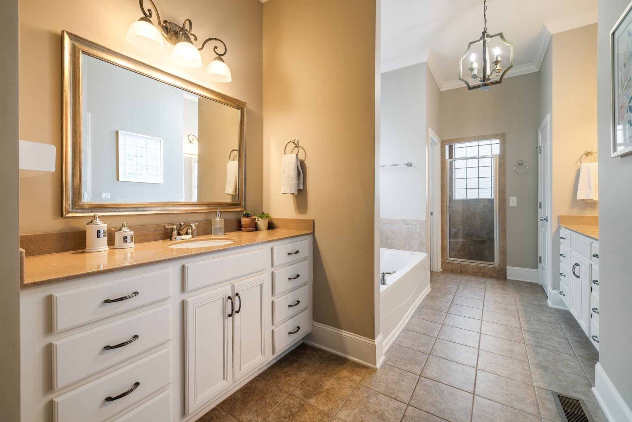 3448 Colebrook Dr Property Photo 44
