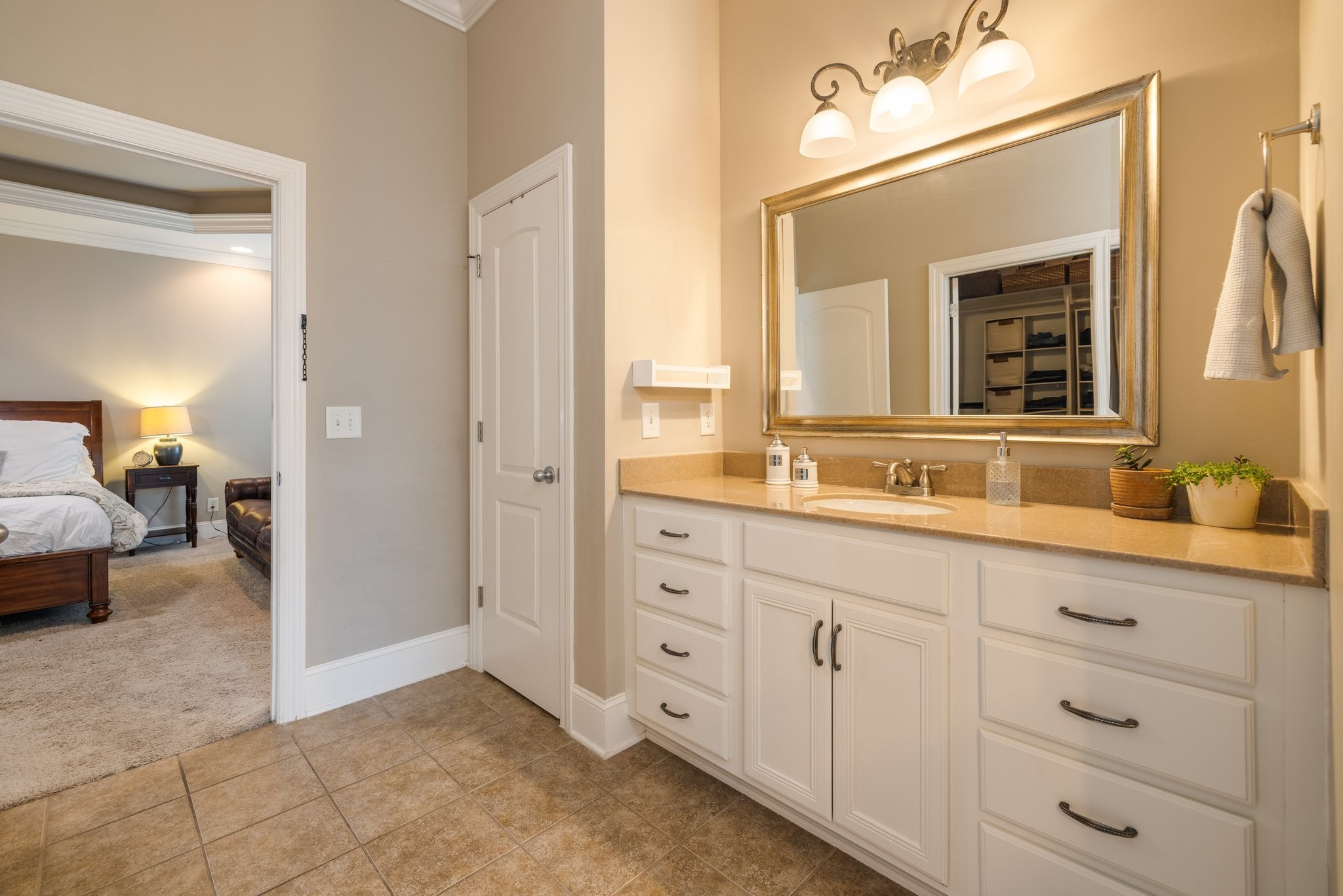 3448 Colebrook Dr Property Photo 45