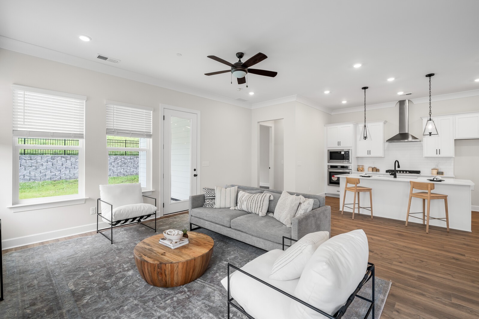 469 Buckwood Avenue, E Property Photo 12
