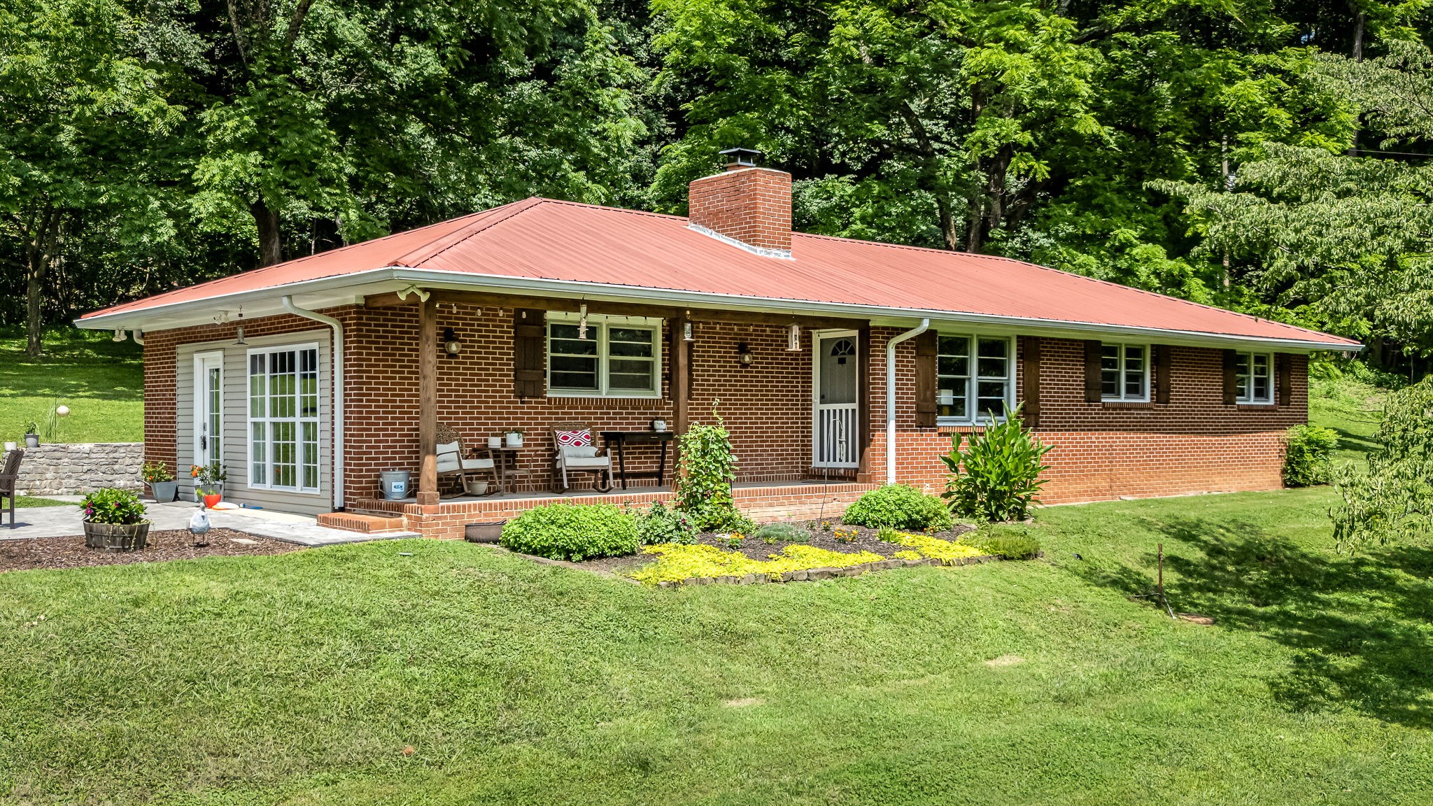 330 Cascade Hollow Road Property Photo 6