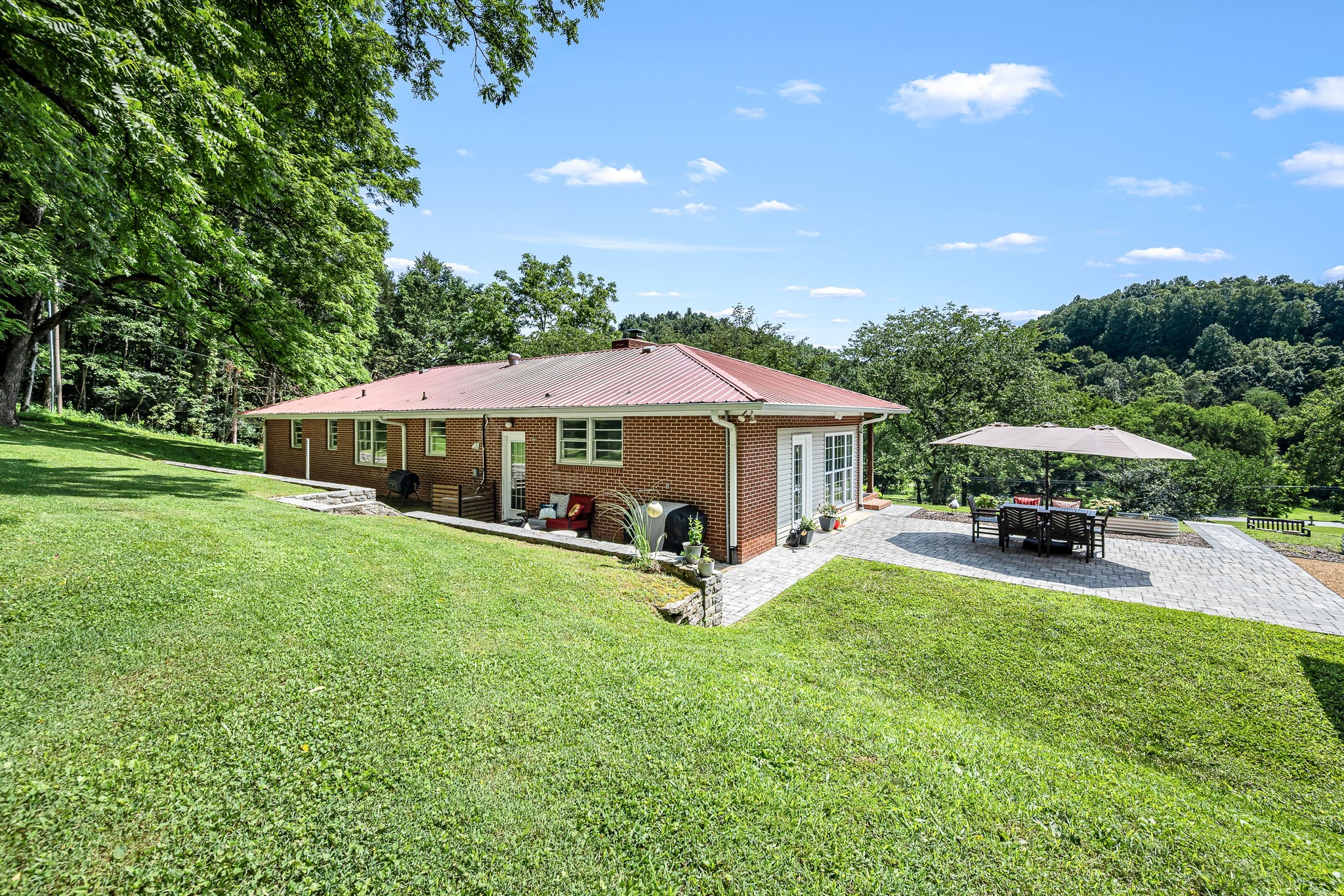 330 Cascade Hollow Road Property Photo 28