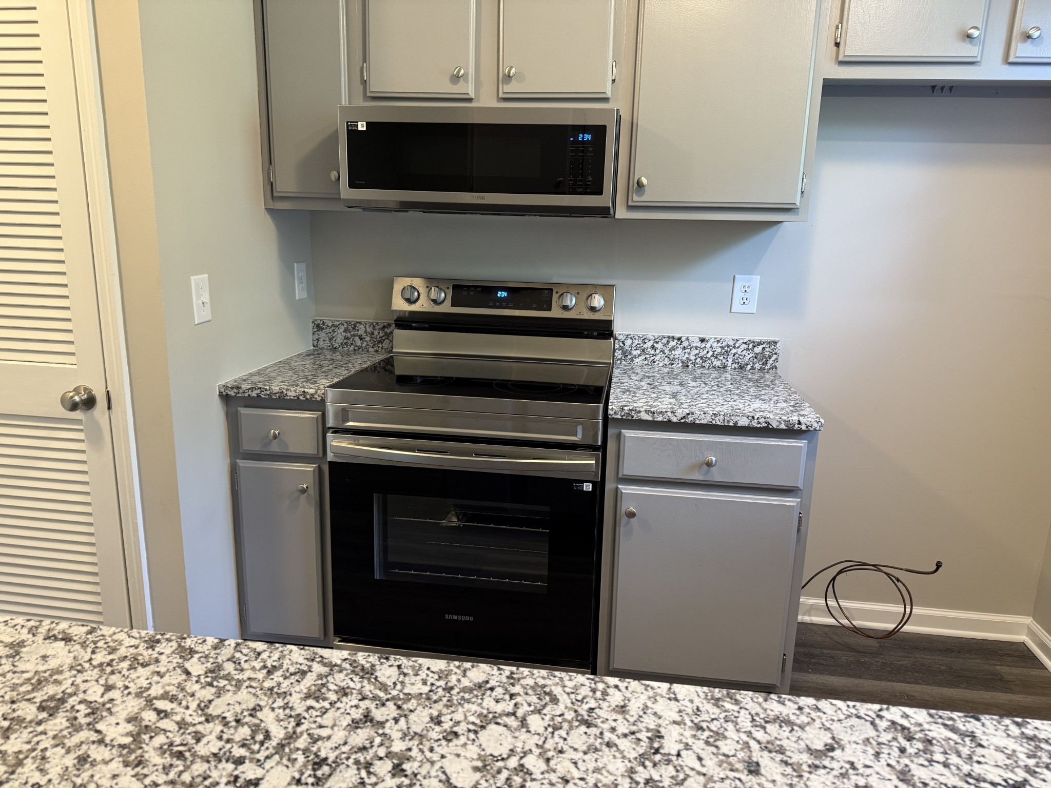 185 Thistle Ln Property Photo 6