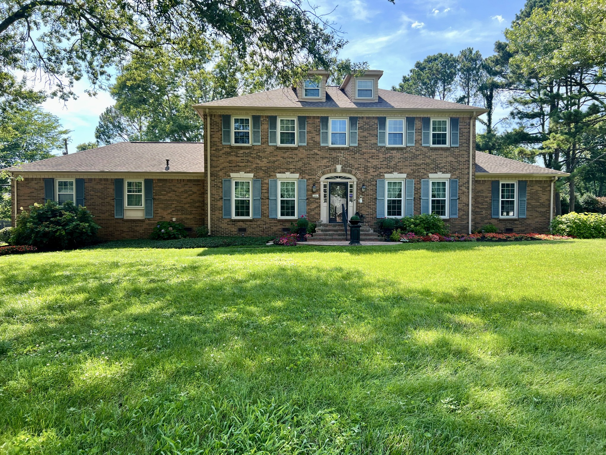 6313 Chickering Cir Property Photo 3