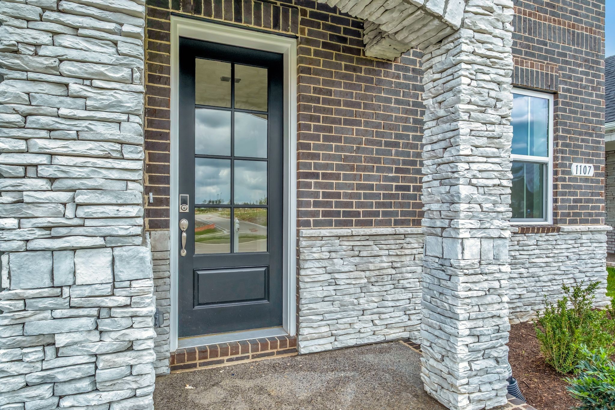 1107 Codah Drive Property Photo 3