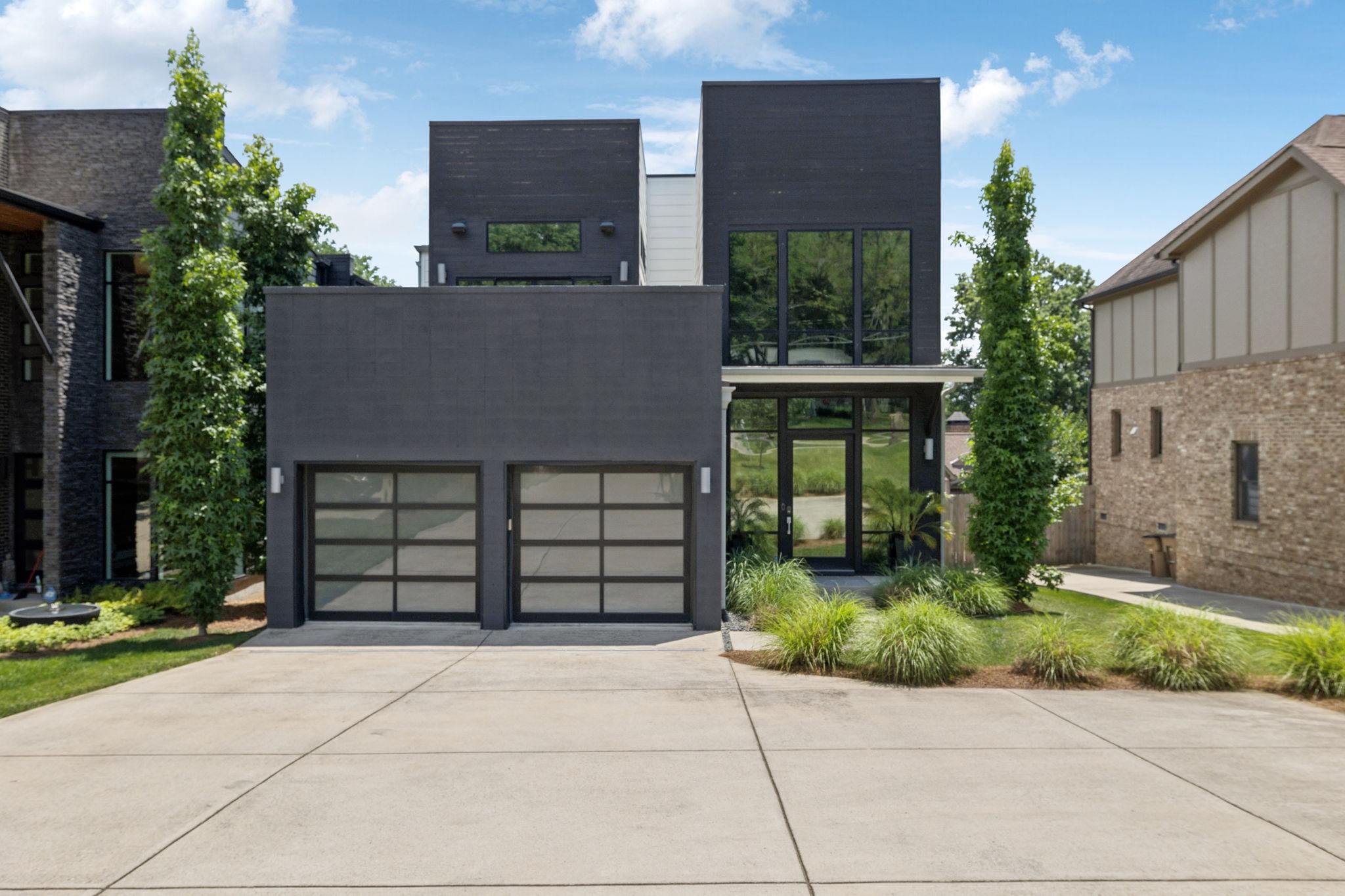 4506b Belmont Park Ter Property Photo 2