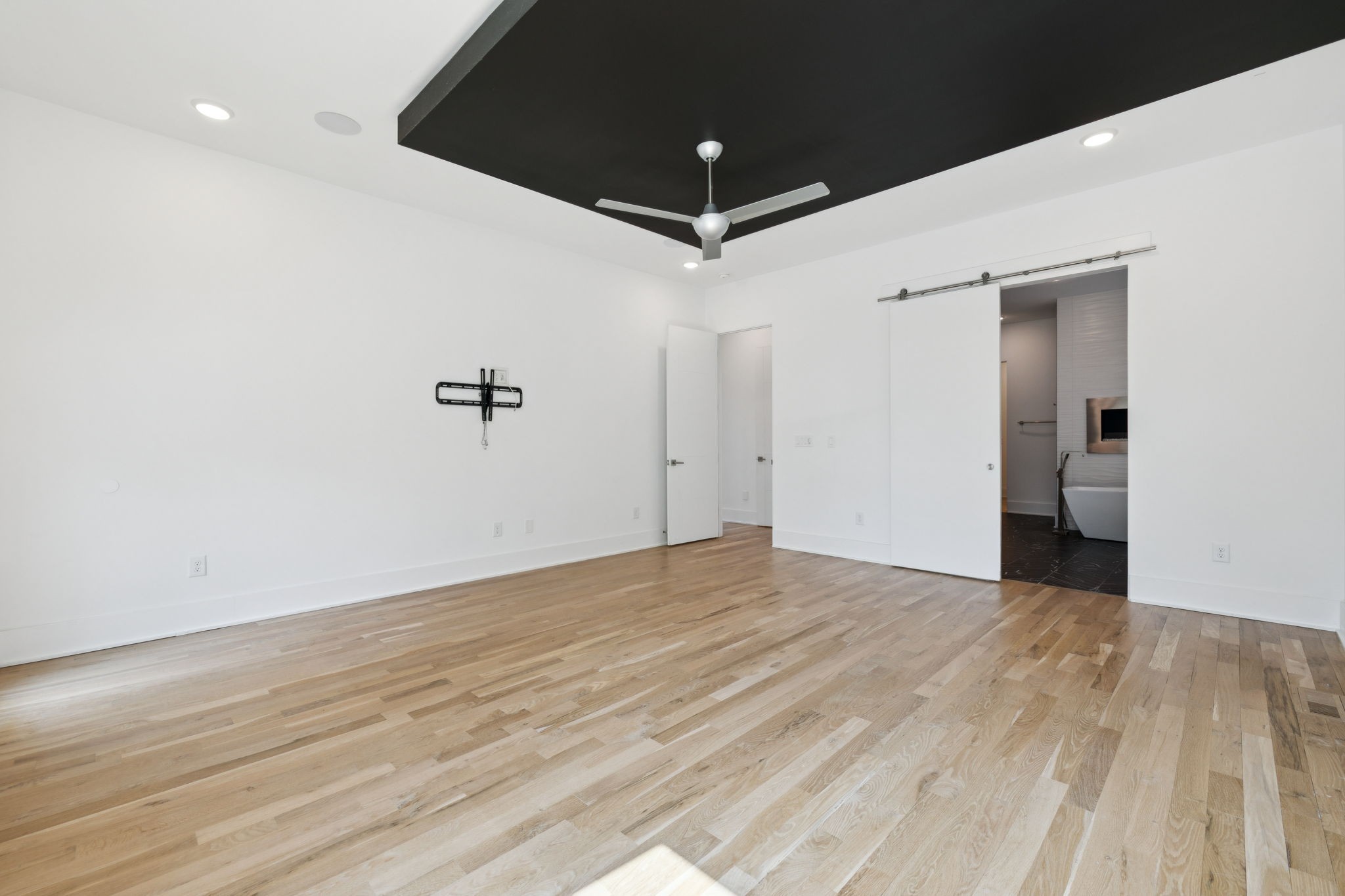 4506b Belmont Park Ter Property Photo 24