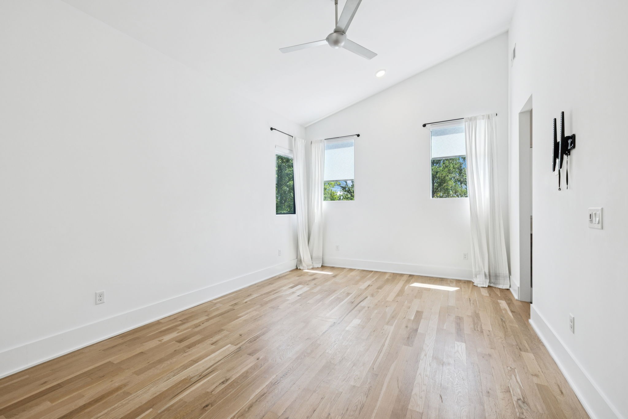 4506b Belmont Park Ter Property Photo 46