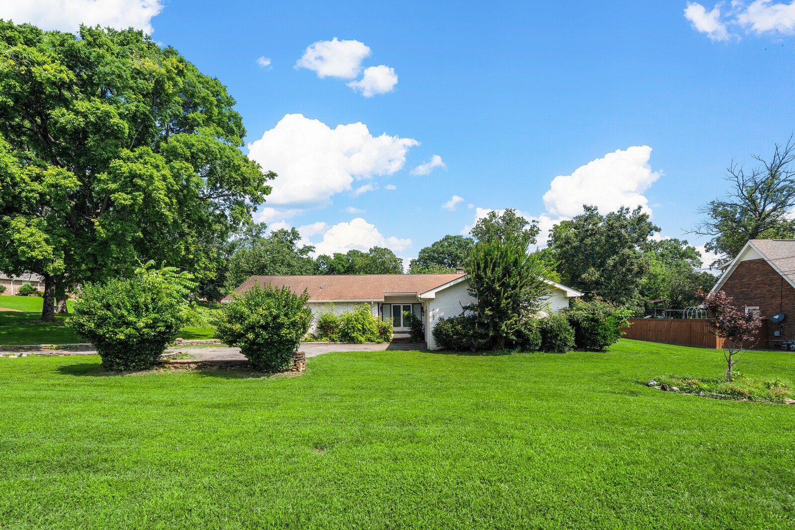 4052 Port Cleburne Ln Property Photo 6