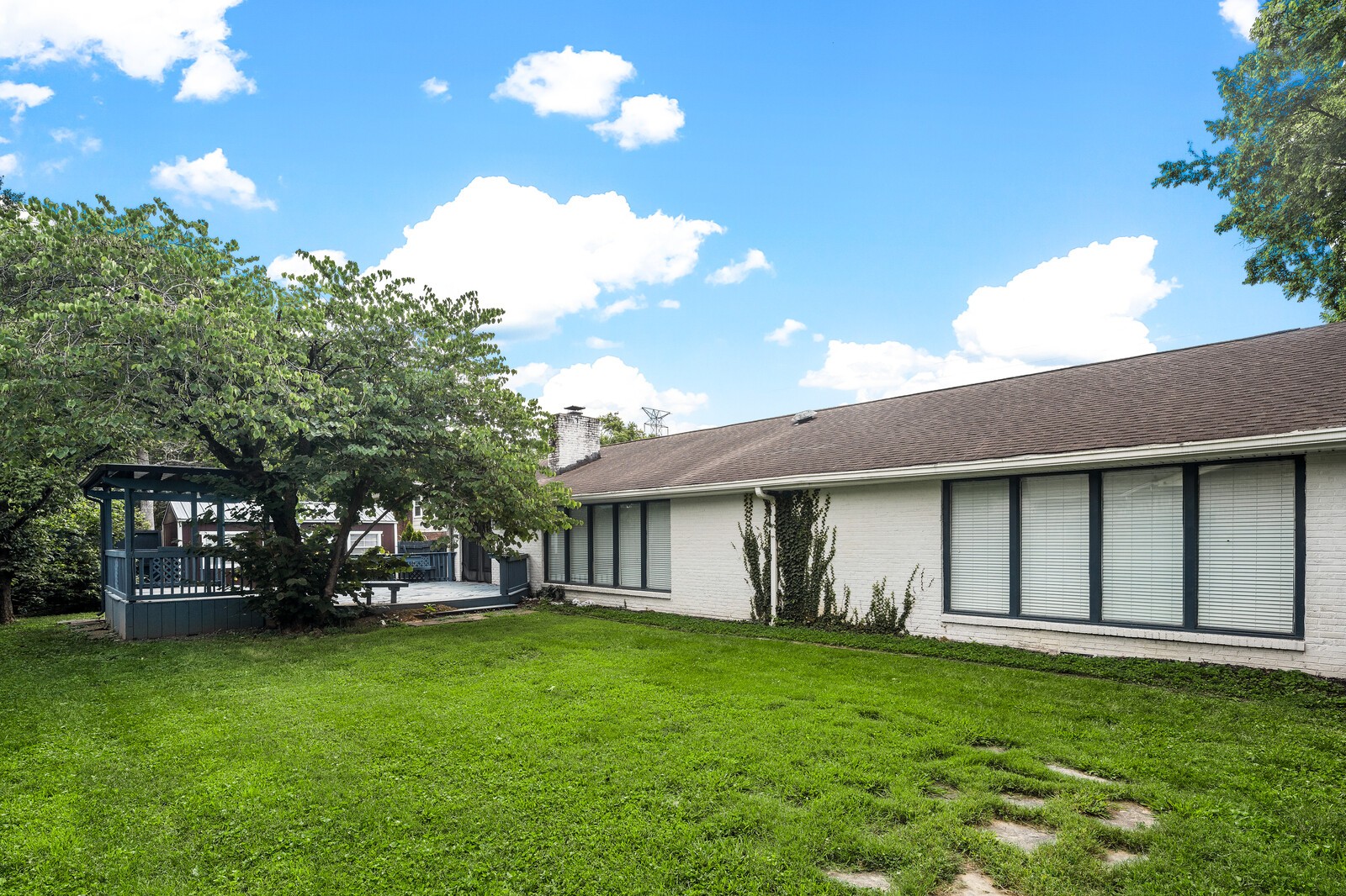 4052 Port Cleburne Ln Property Photo 11