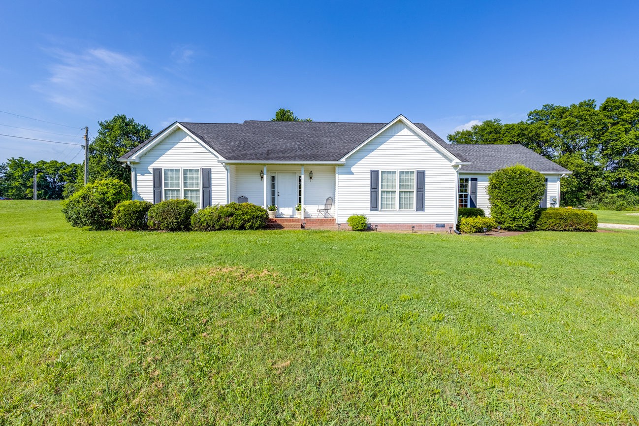3454 Williamsport Pike Property Photo 1