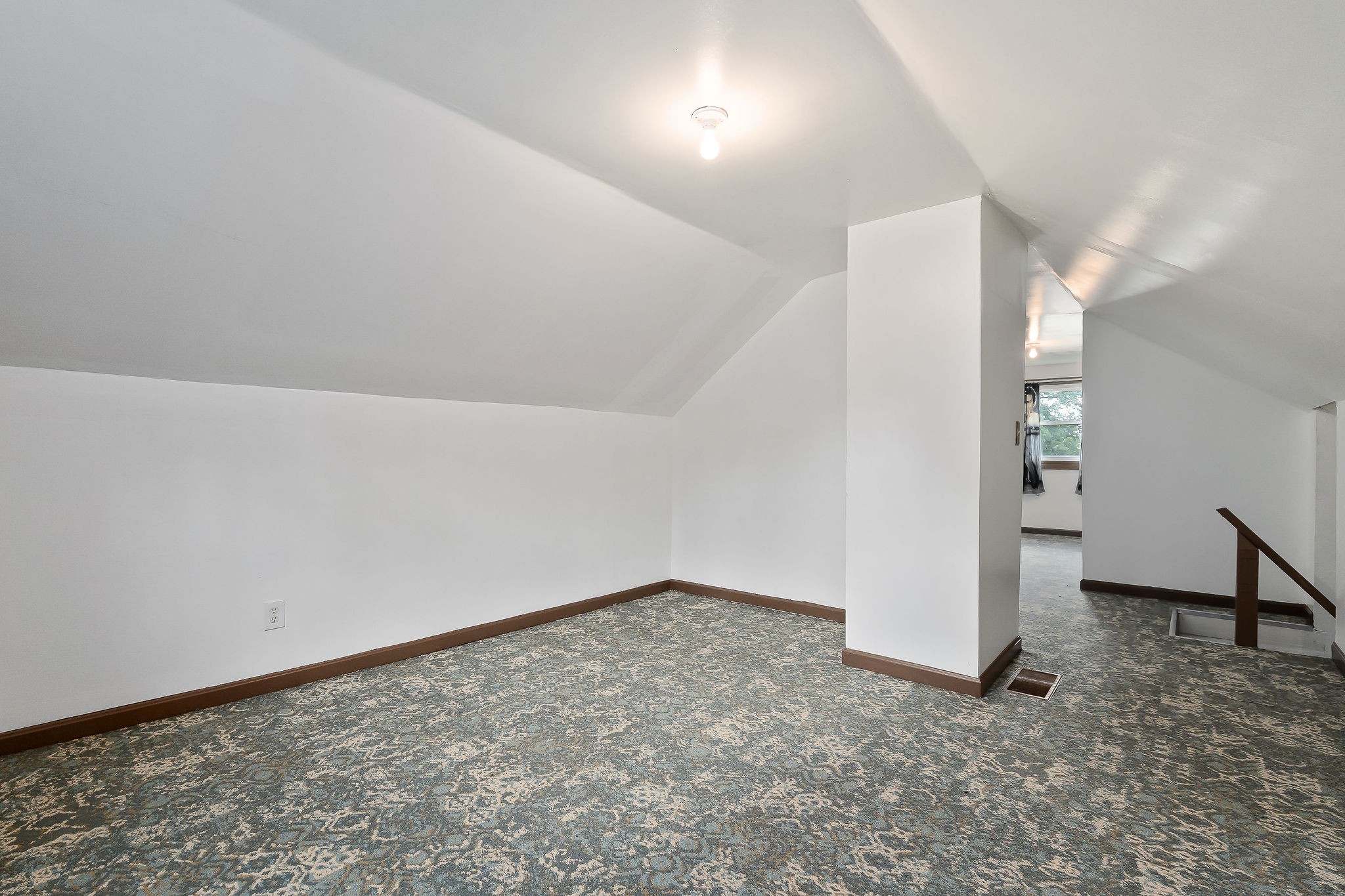 660 Kennedy St Property Photo 17