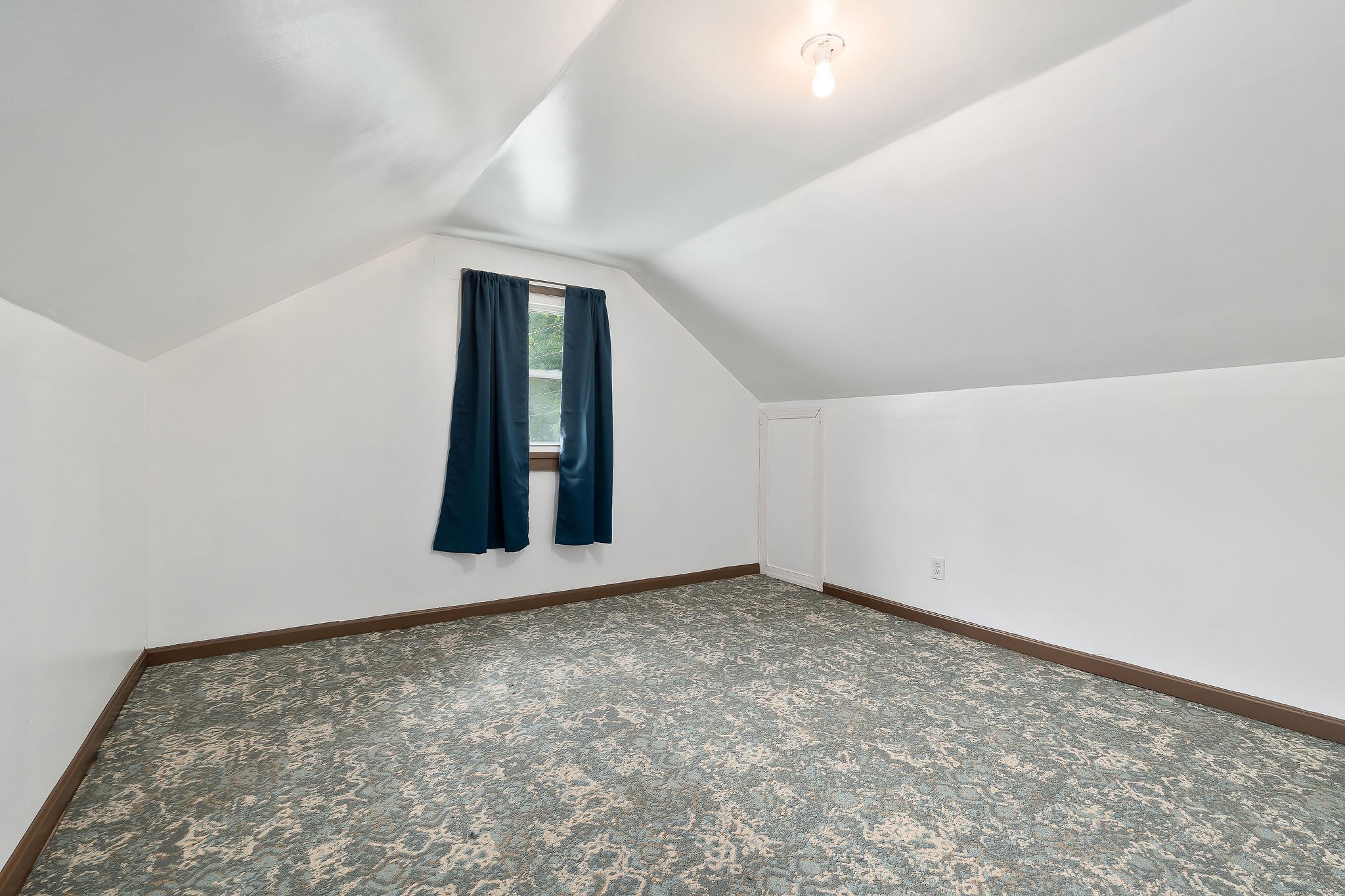 660 Kennedy St Property Photo 18