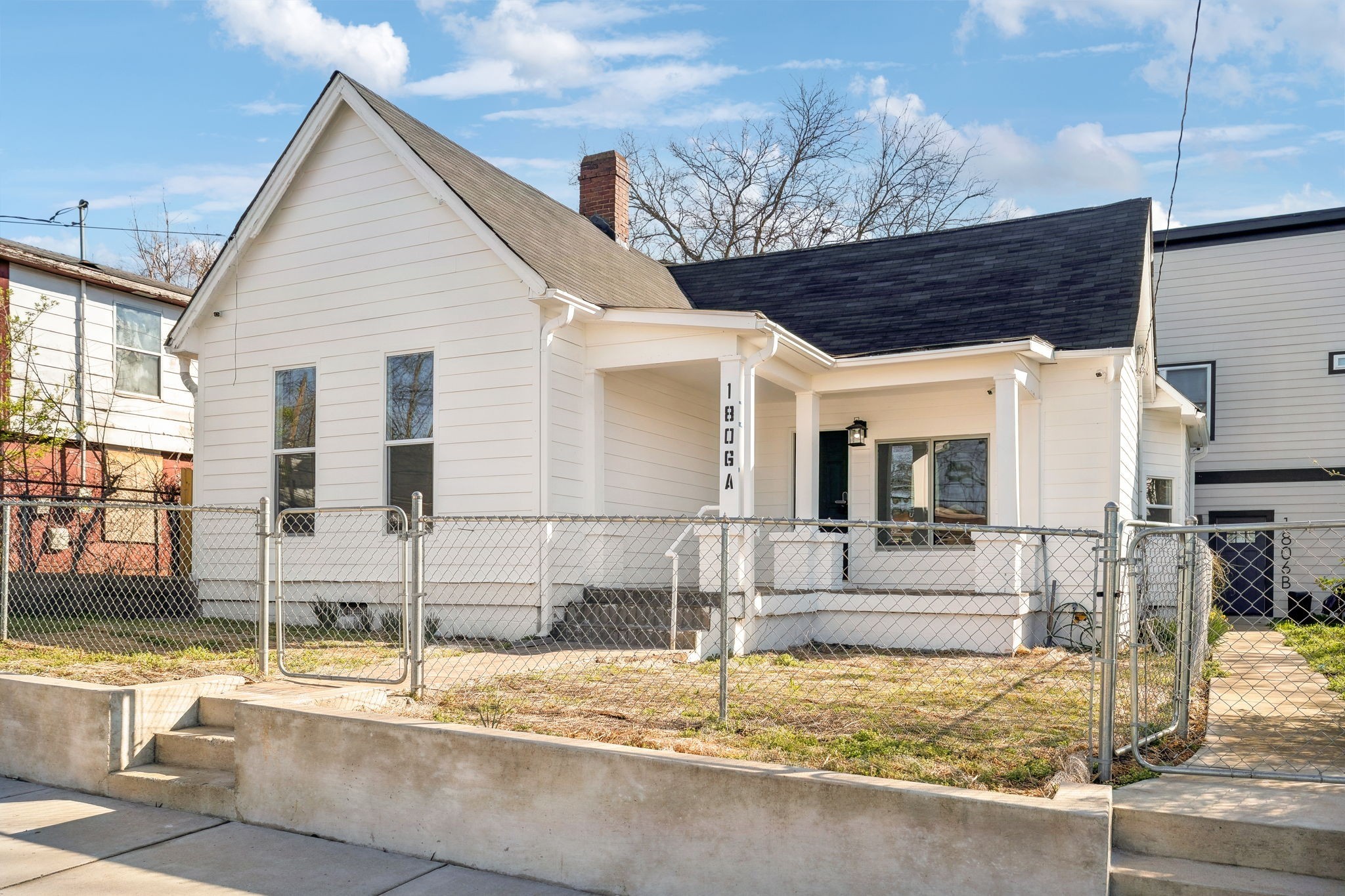 1806 15th Ave, N Property Photo 3