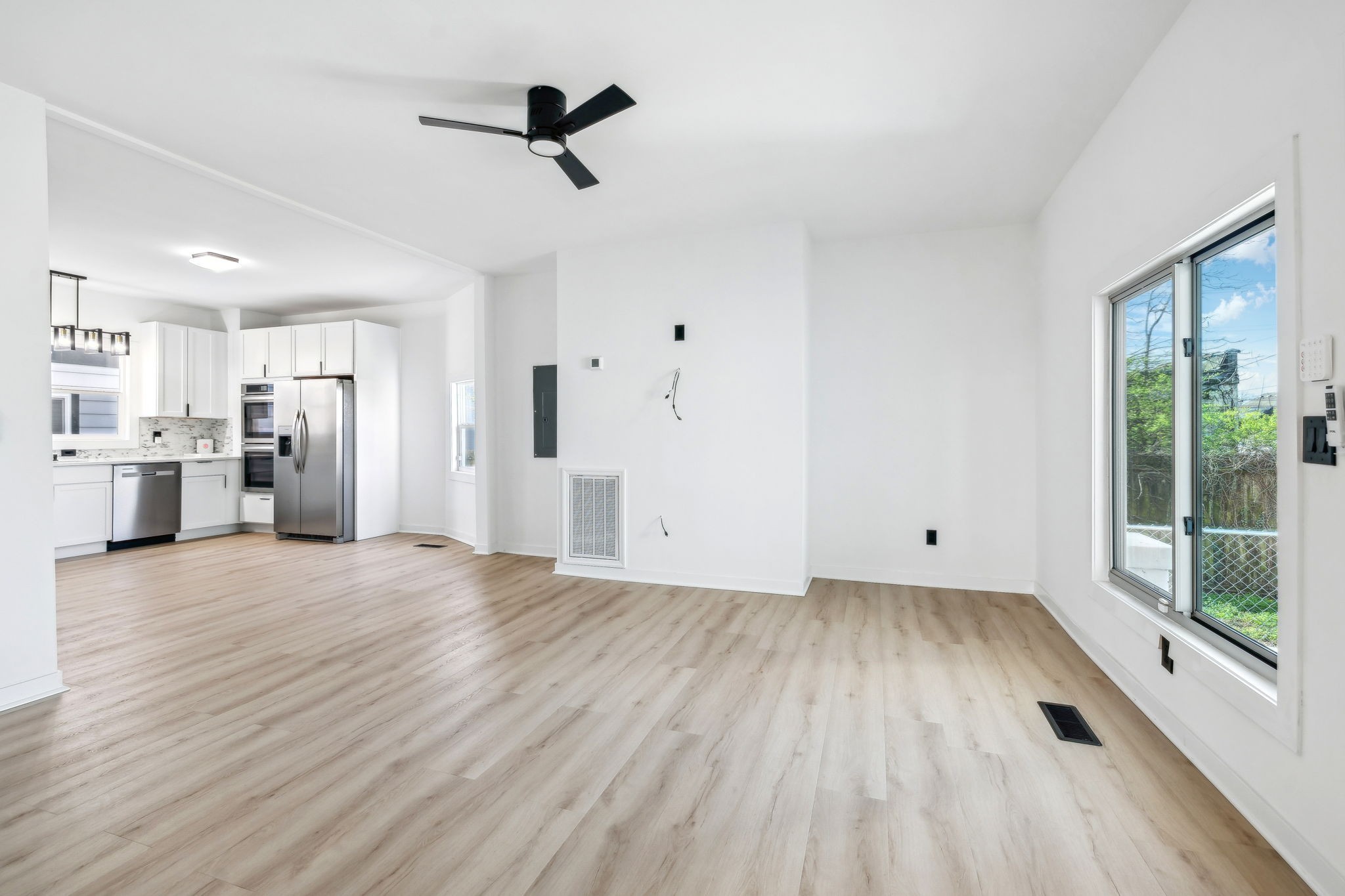 1806 15th Ave, N Property Photo 7