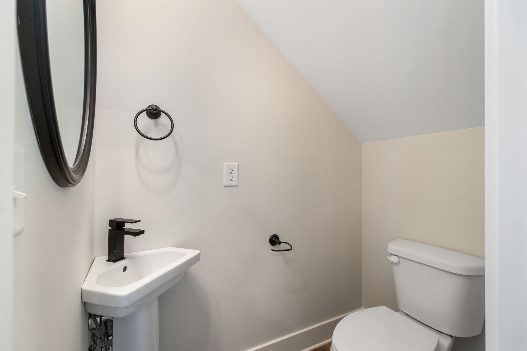 160 Excell Rd Property Photo 10