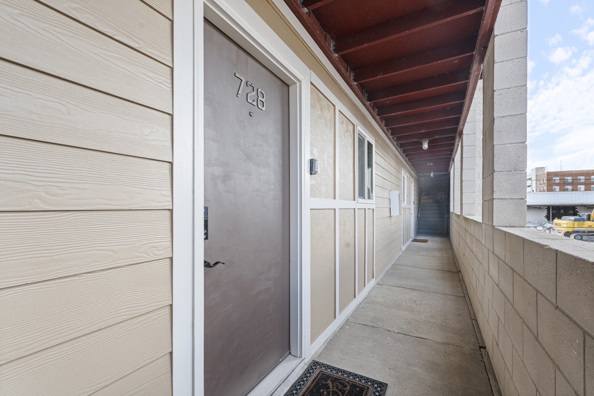728 1st Ave, N Property Photo 17