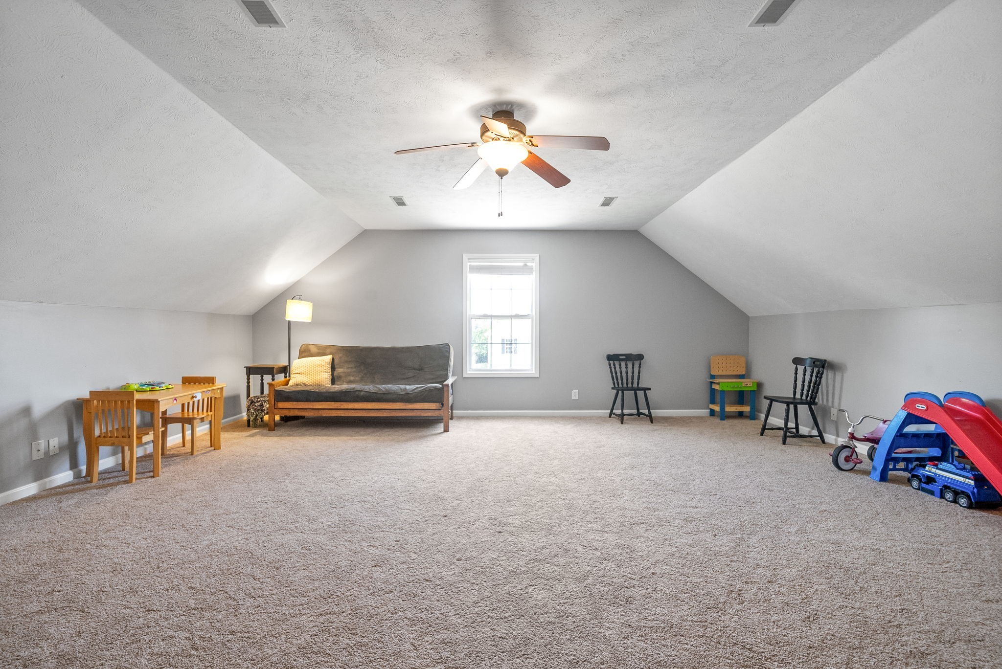 1542 Autumn Dr Property Photo 27