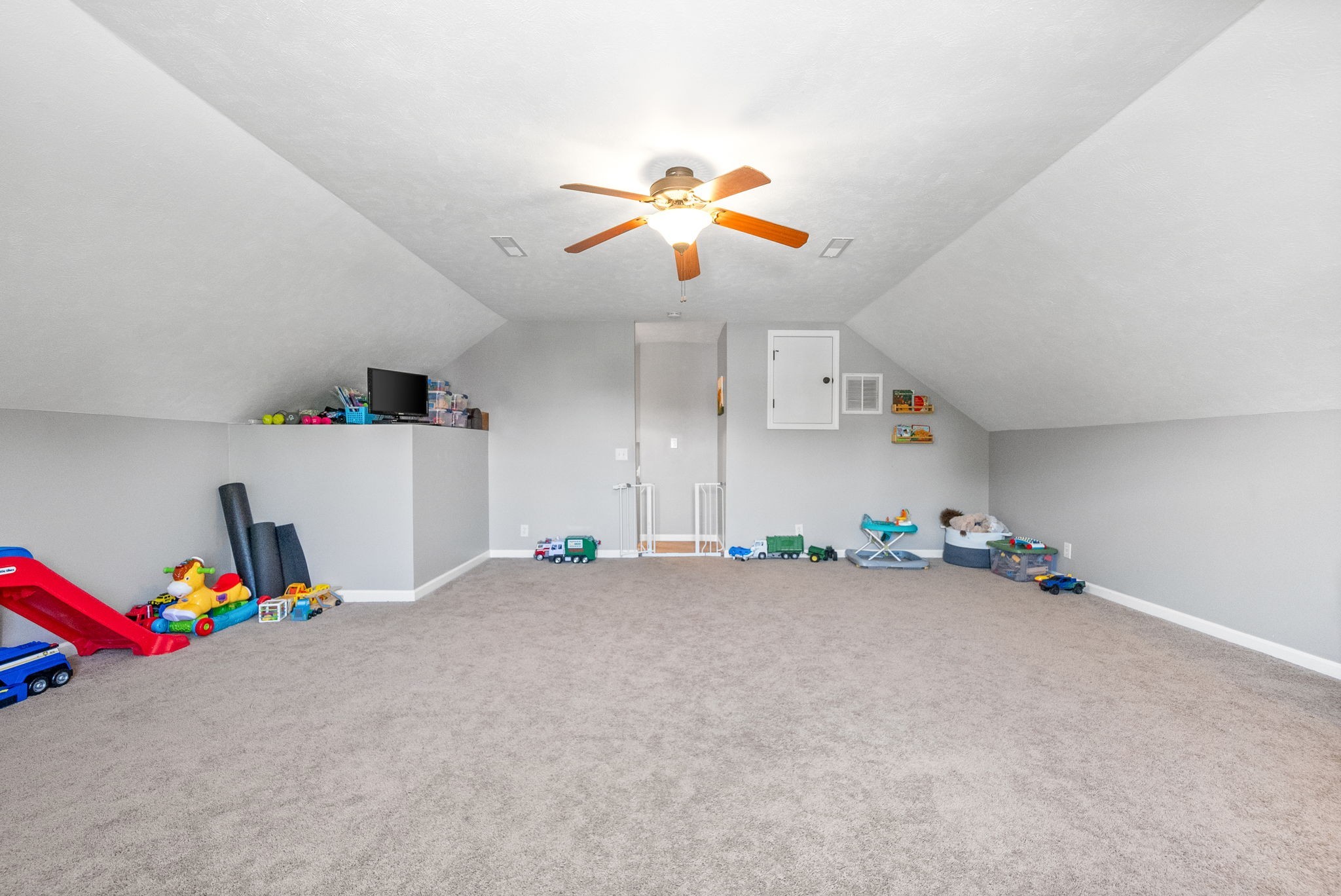 1542 Autumn Dr Property Photo 28