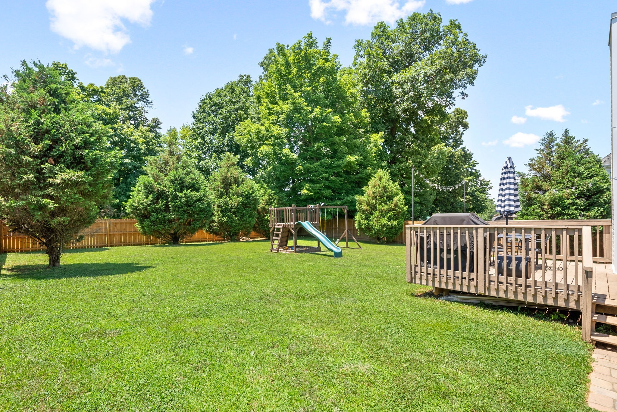 1542 Autumn Dr Property Photo 32