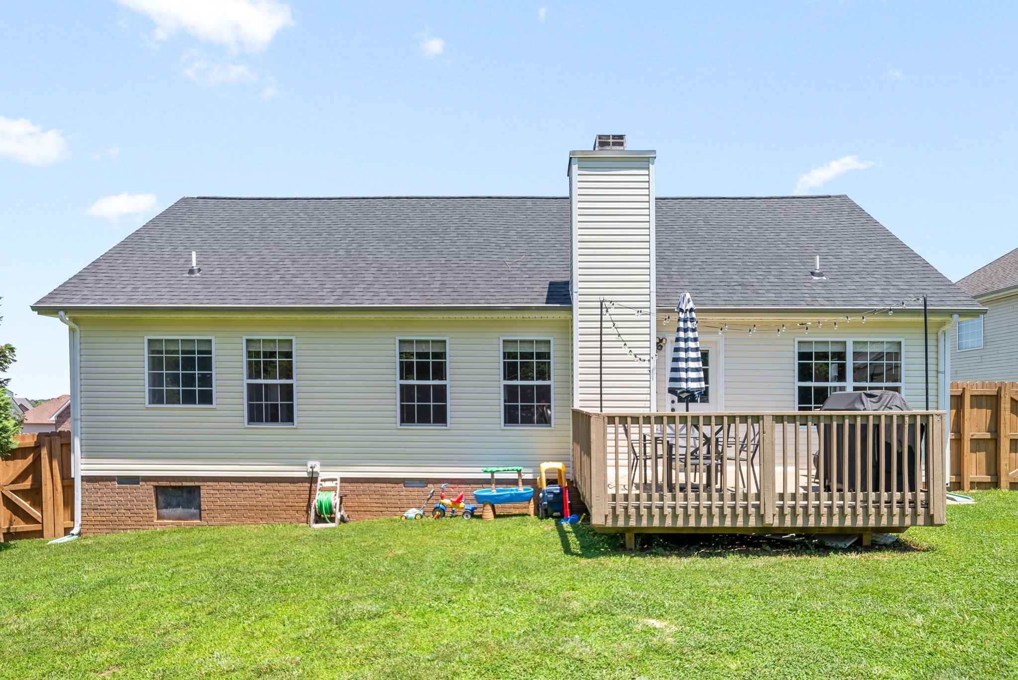 1542 Autumn Dr Property Photo 34