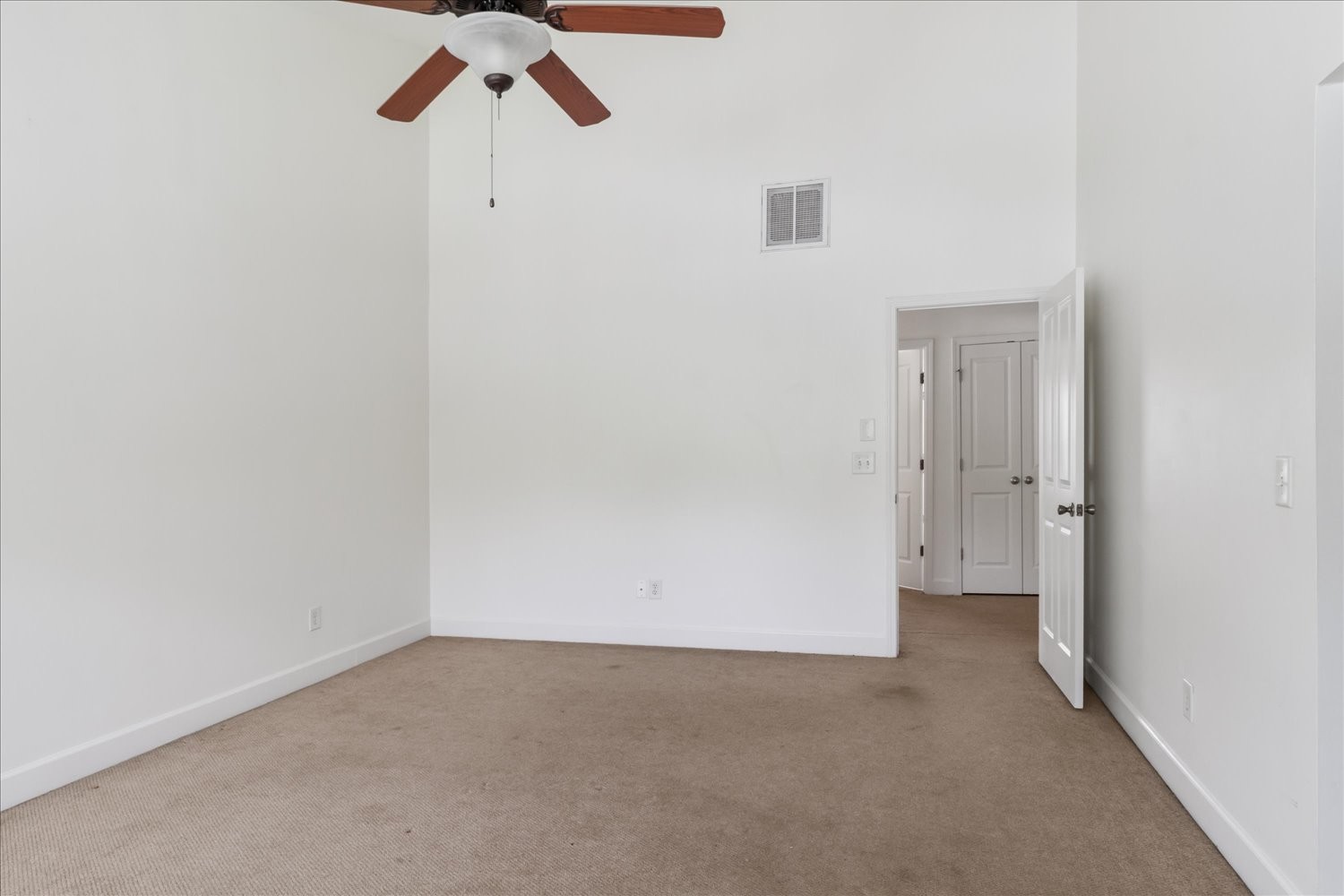 9055 Rigden Mill Dr Property Photo 32