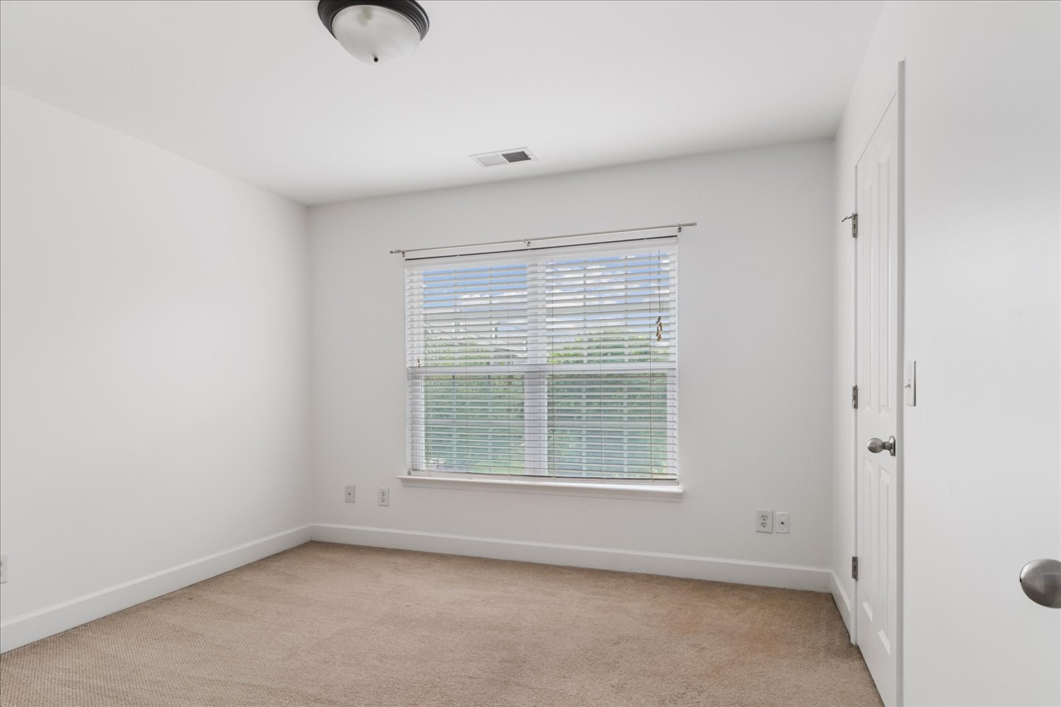 9055 Rigden Mill Dr Property Photo 40