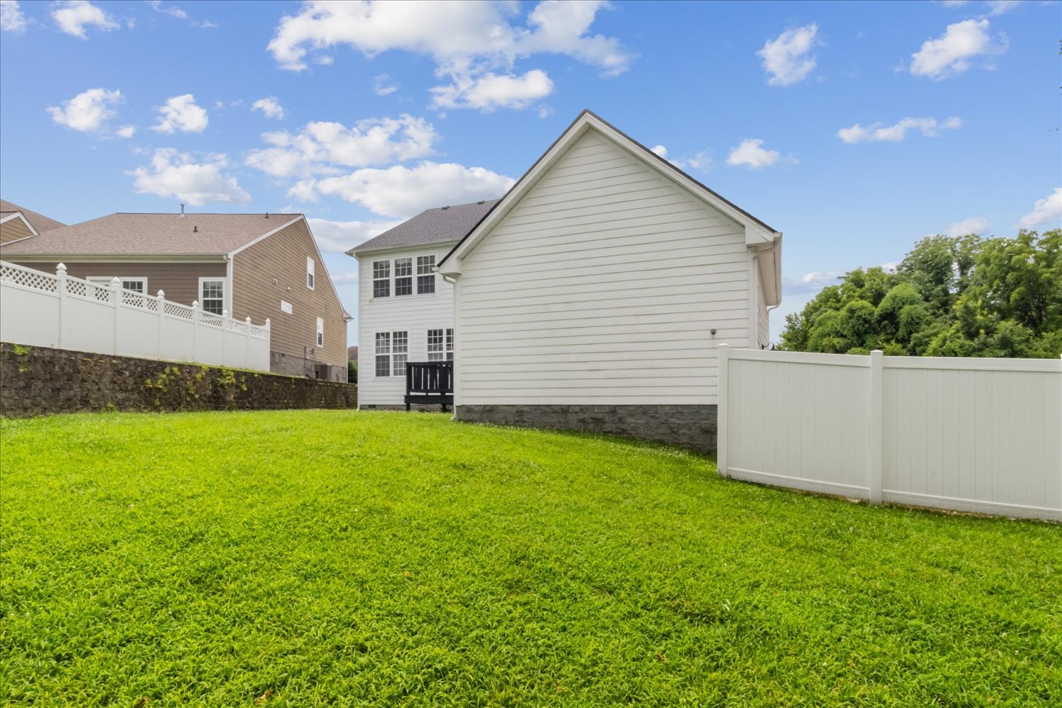 9055 Rigden Mill Dr Property Photo 46