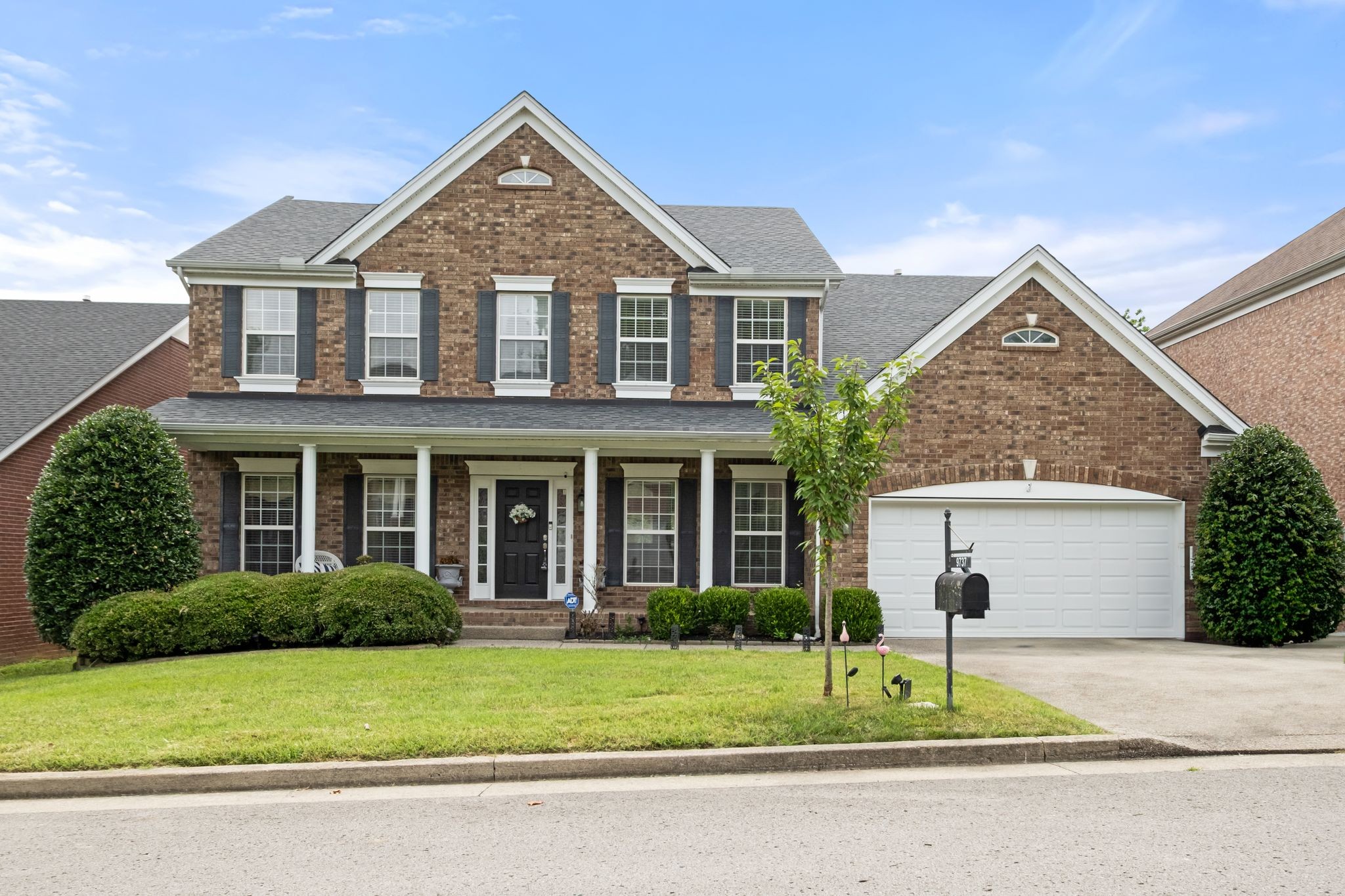 9737 Valley Springs Dr Property Photo 1