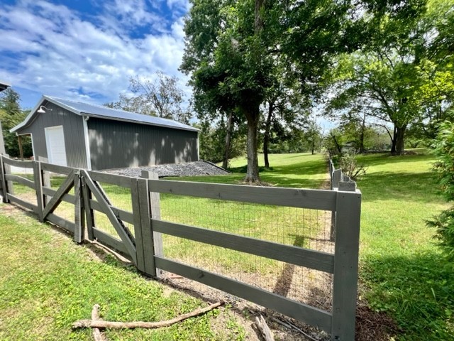 1635 Highway 109, N Property Photo 35