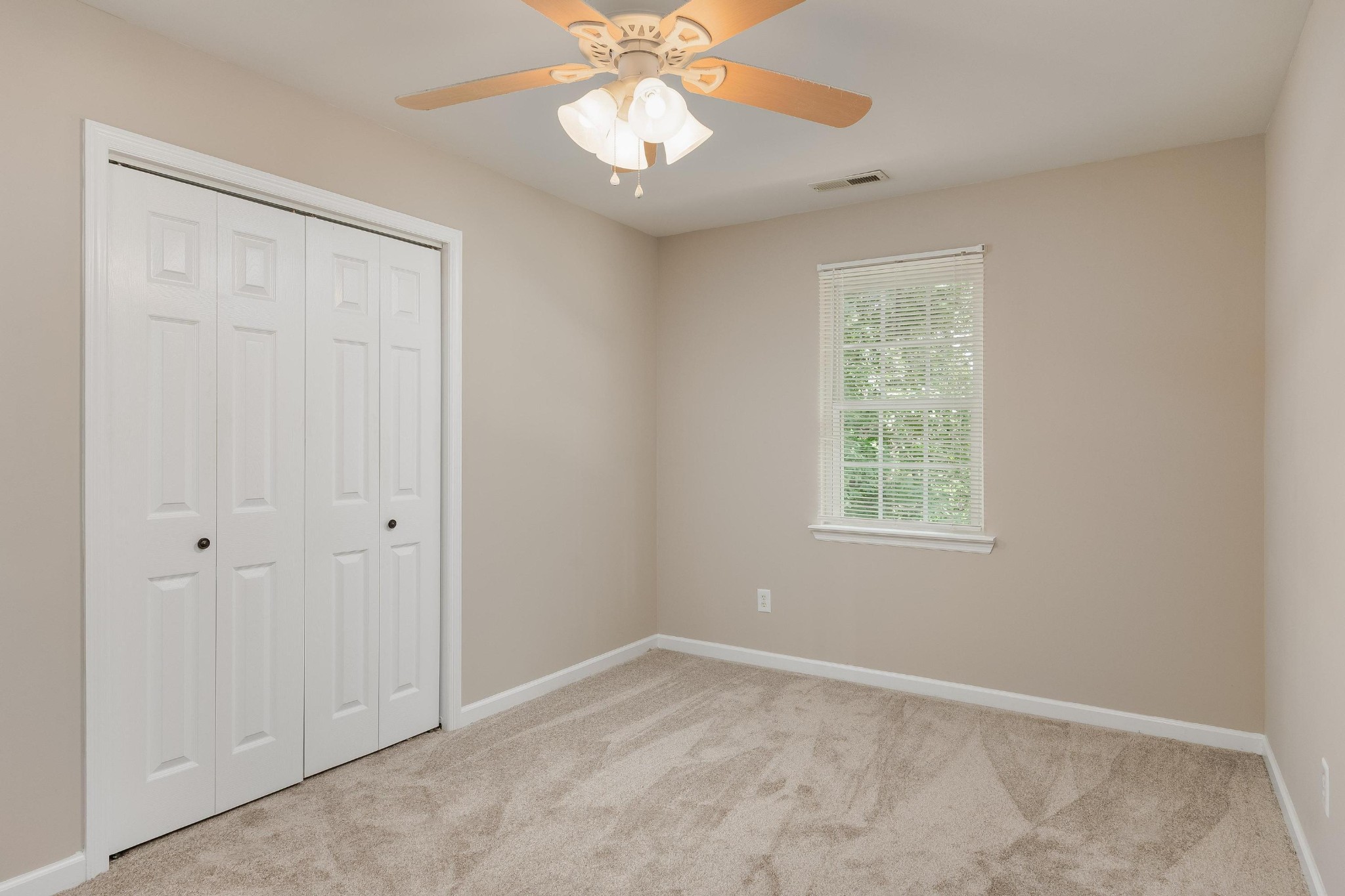 140 Janes Way, Ne Property Photo 19