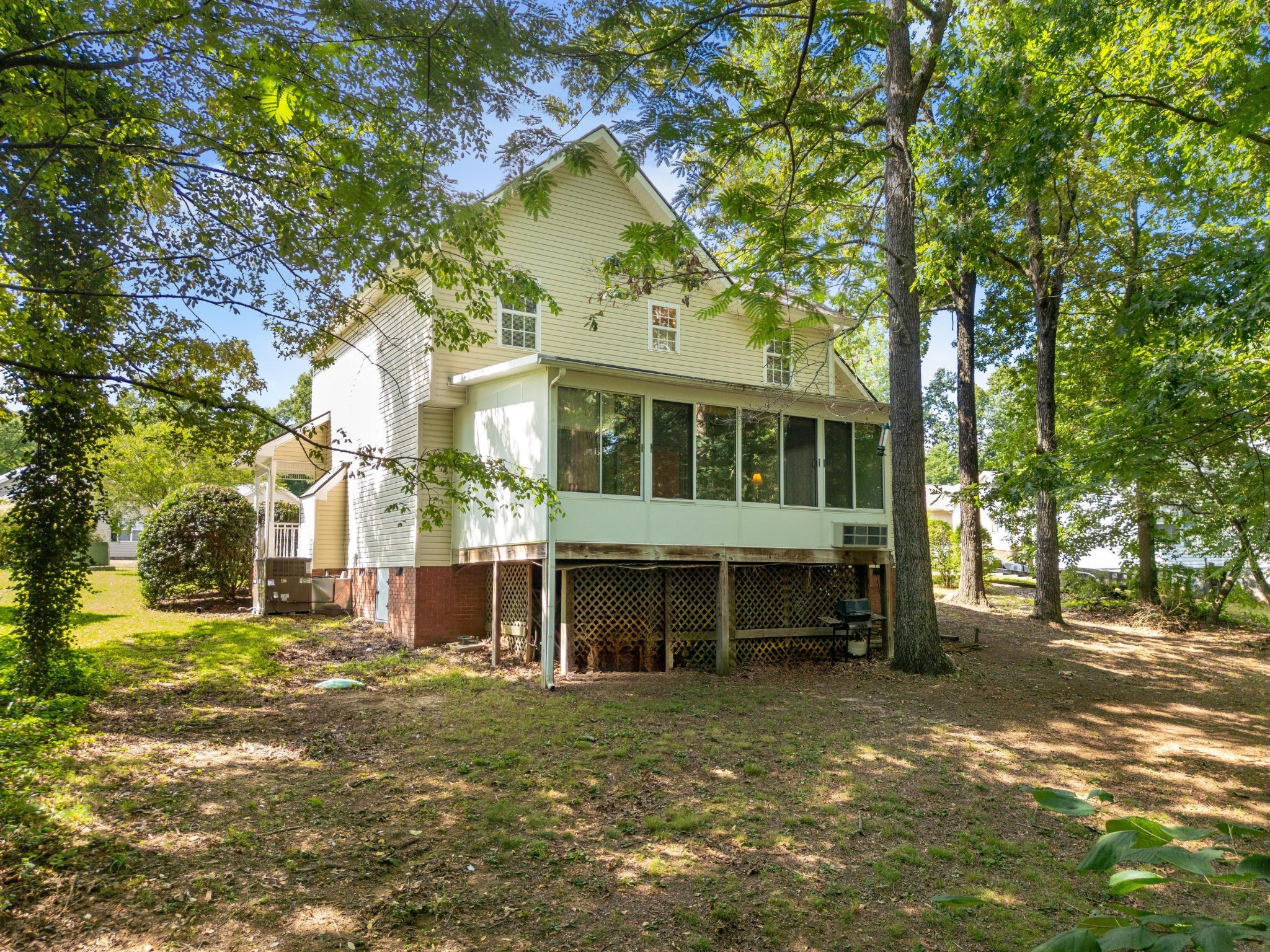 140 Janes Way, Ne Property Photo 27