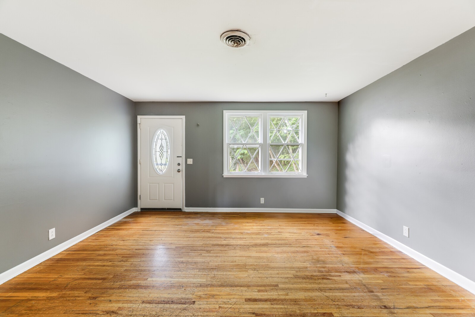 201 Sterry Ct Property Photo 6