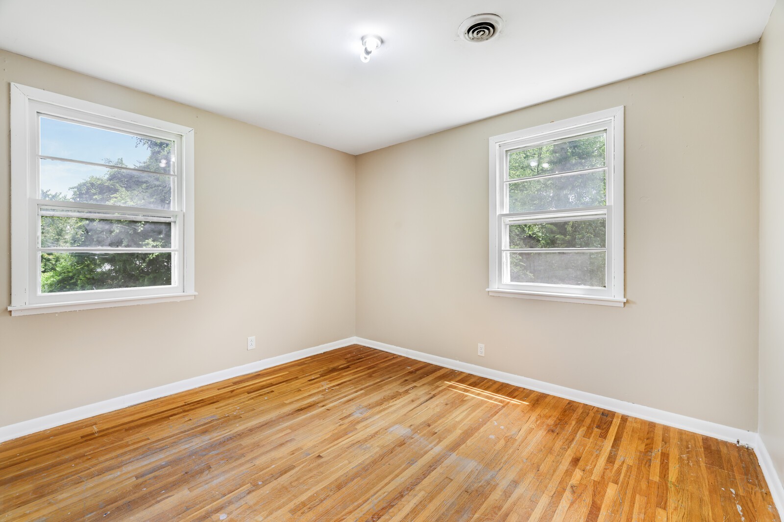 201 Sterry Ct Property Photo 17