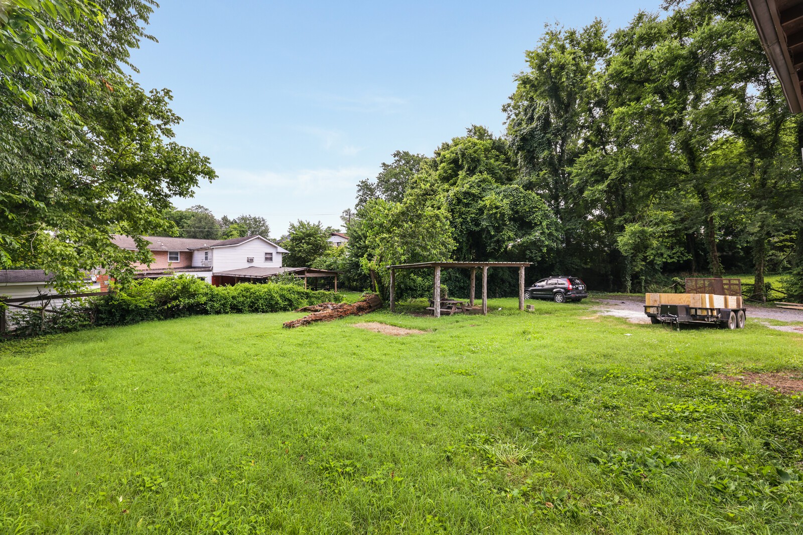 201 Sterry Ct Property Photo 36