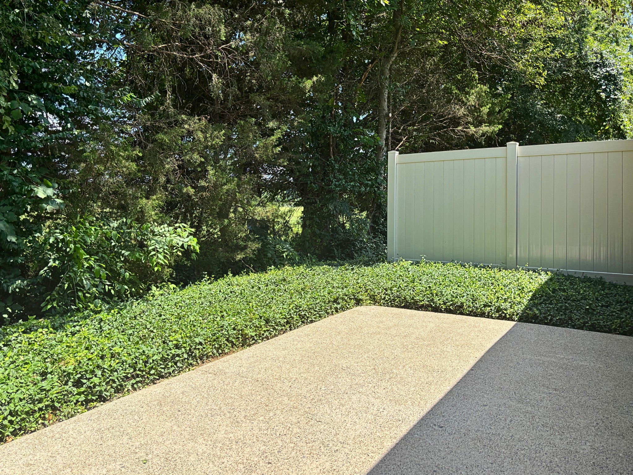2303 Keegan Dr Property Photo 5