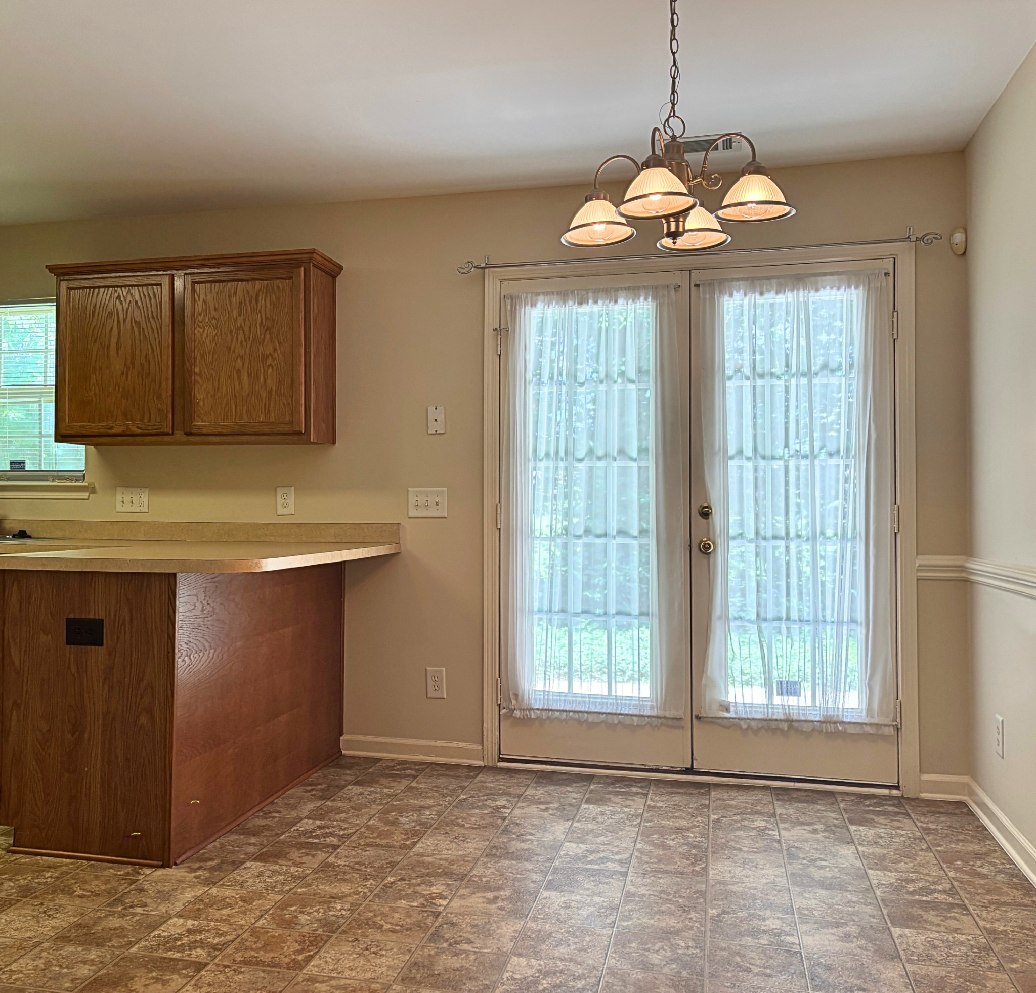2303 Keegan Dr Property Photo 10