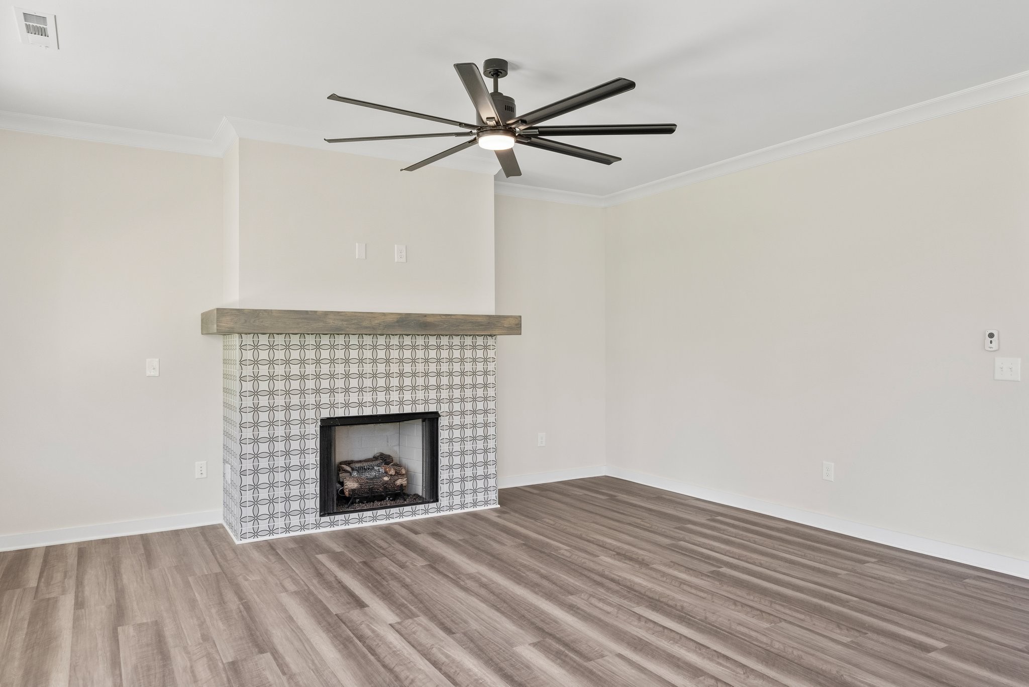 4494 Socata Ct Property Photo 4