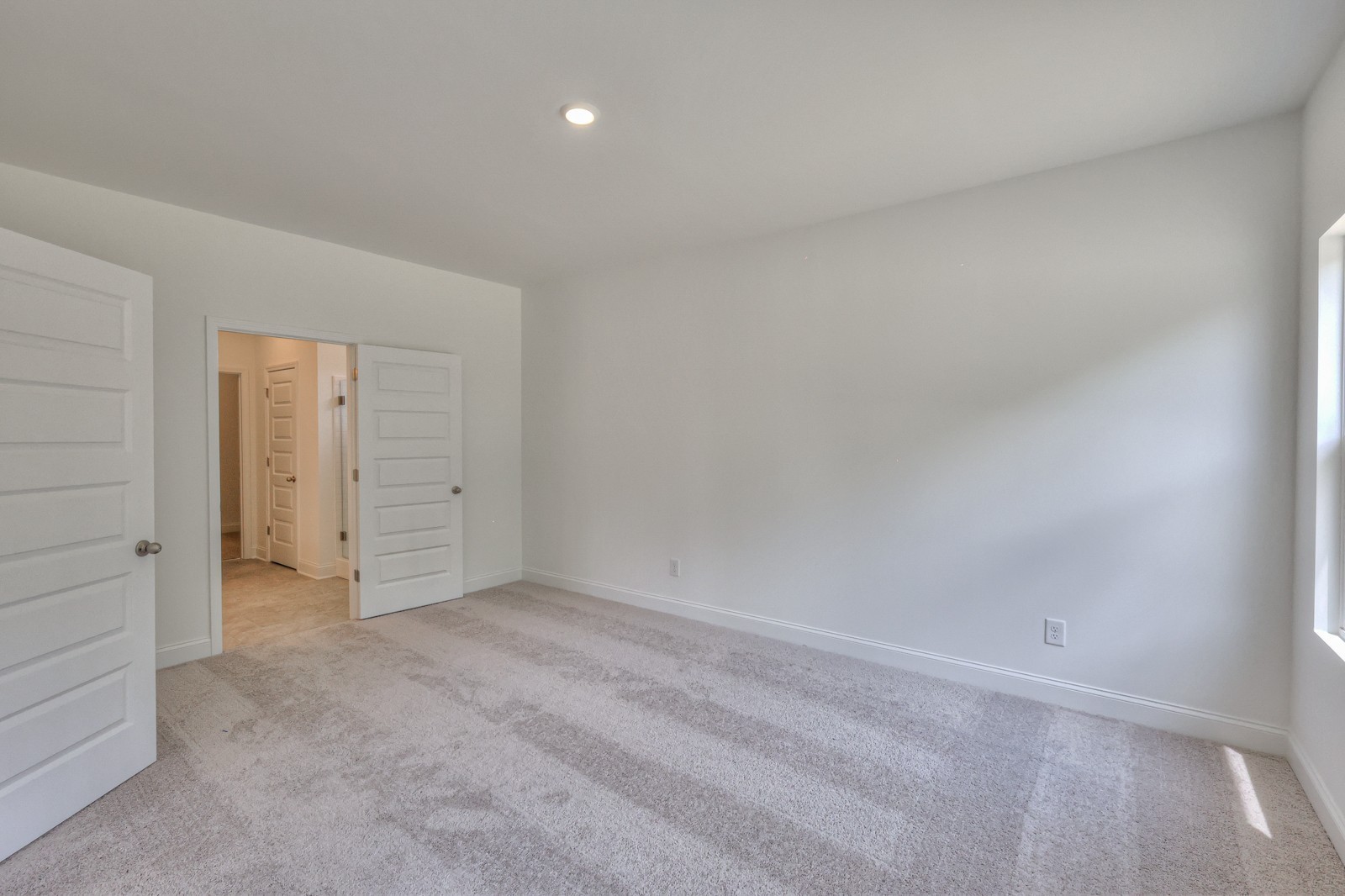 1765 Ventura Ave Property Photo 20