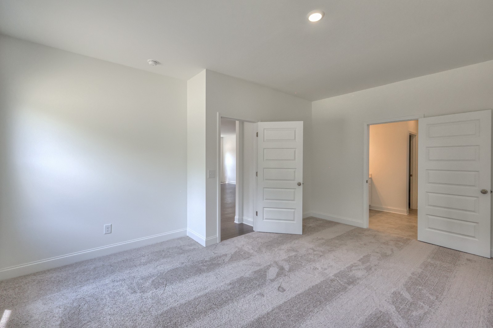 1765 Ventura Ave Property Photo 21