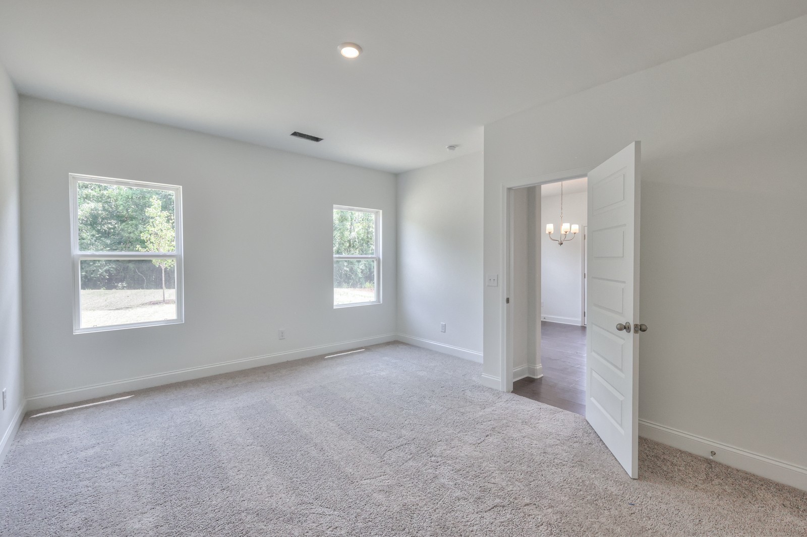 1765 Ventura Ave Property Photo 22