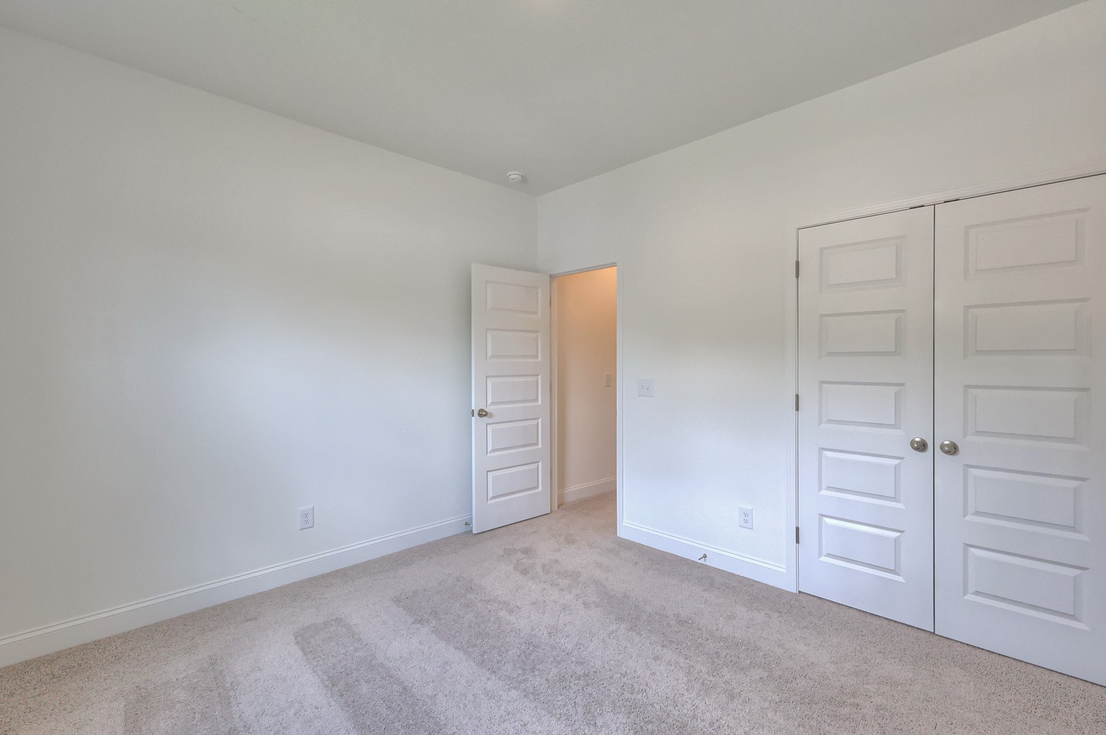1765 Ventura Ave Property Photo 33