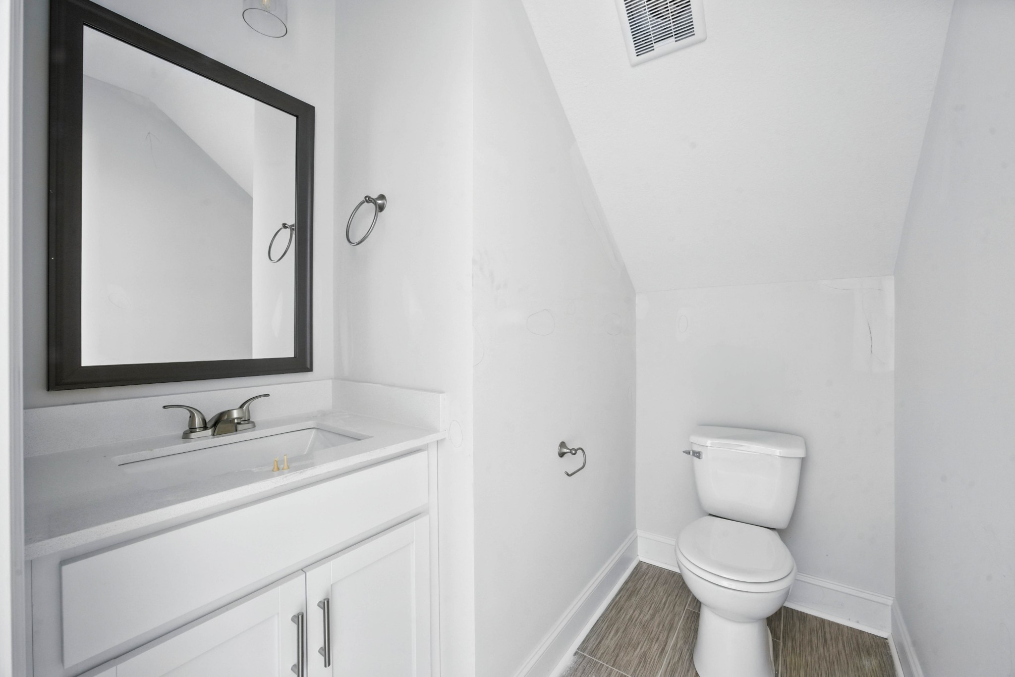 500 Herman Dr Property Photo 11